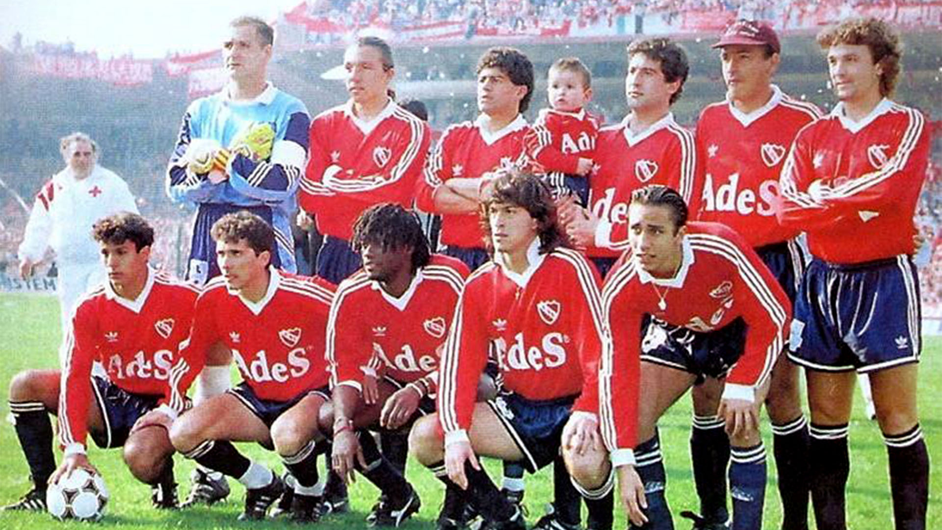 El equipo multi campeón de Independiente de los 90.