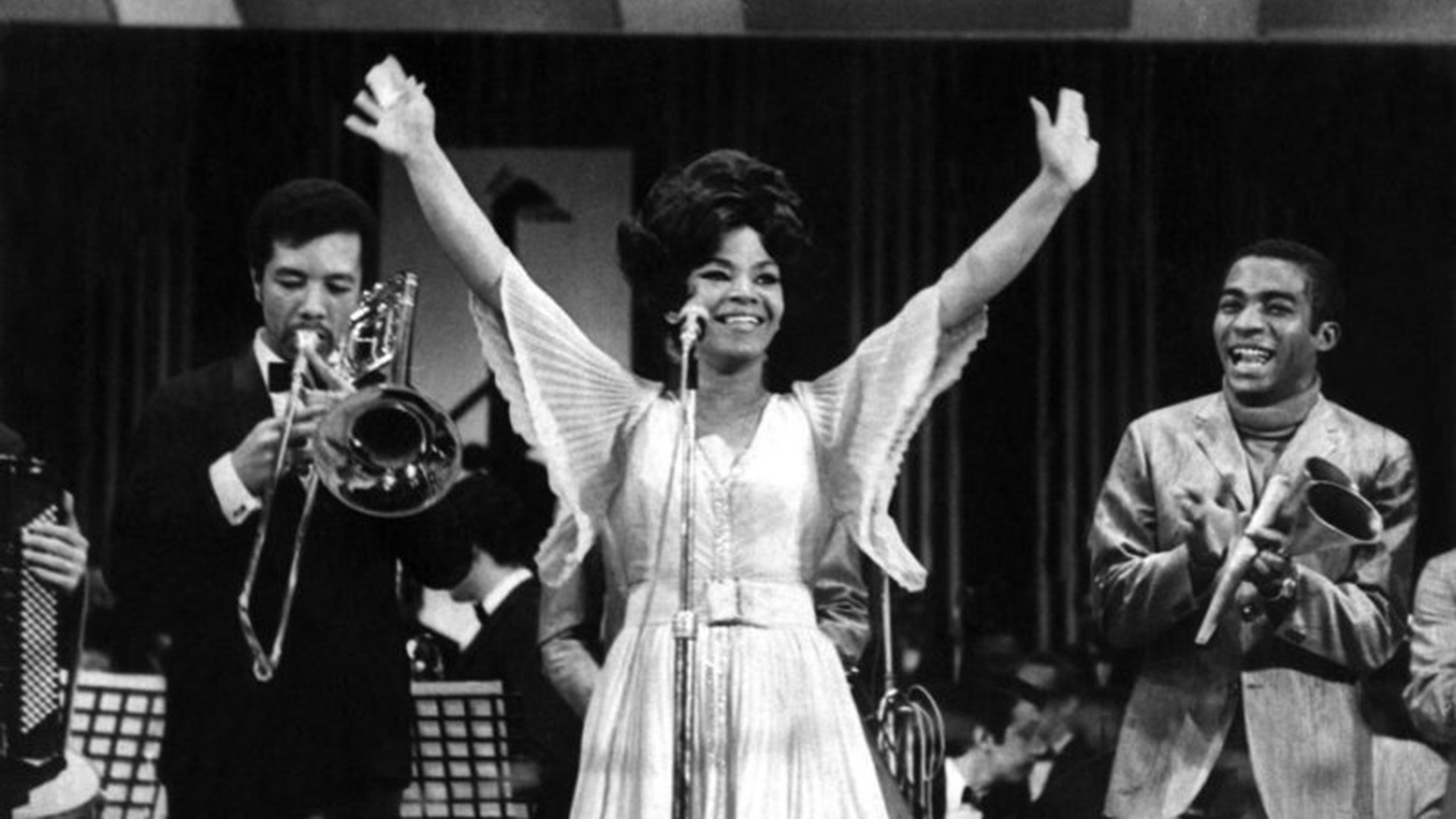 Elza Soares en el IV Festival de Musica Popular Brasileira en San Pablo el 10 de diciembre de 1969 (ESTADÃO CONTEÚDO/AE)