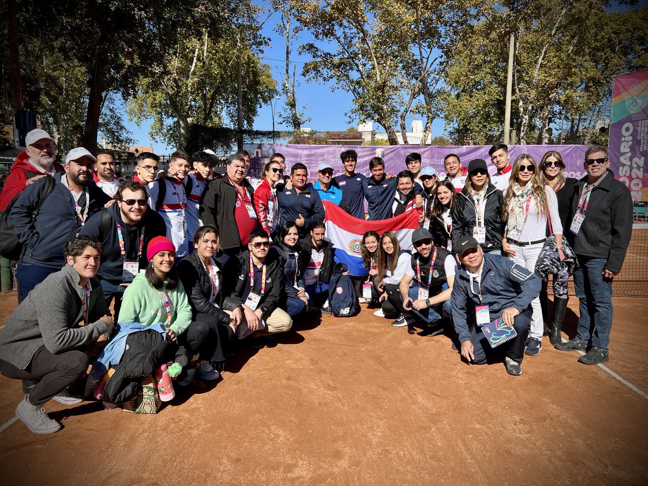 Camilo Pérez junto a la delegación de Paraguay