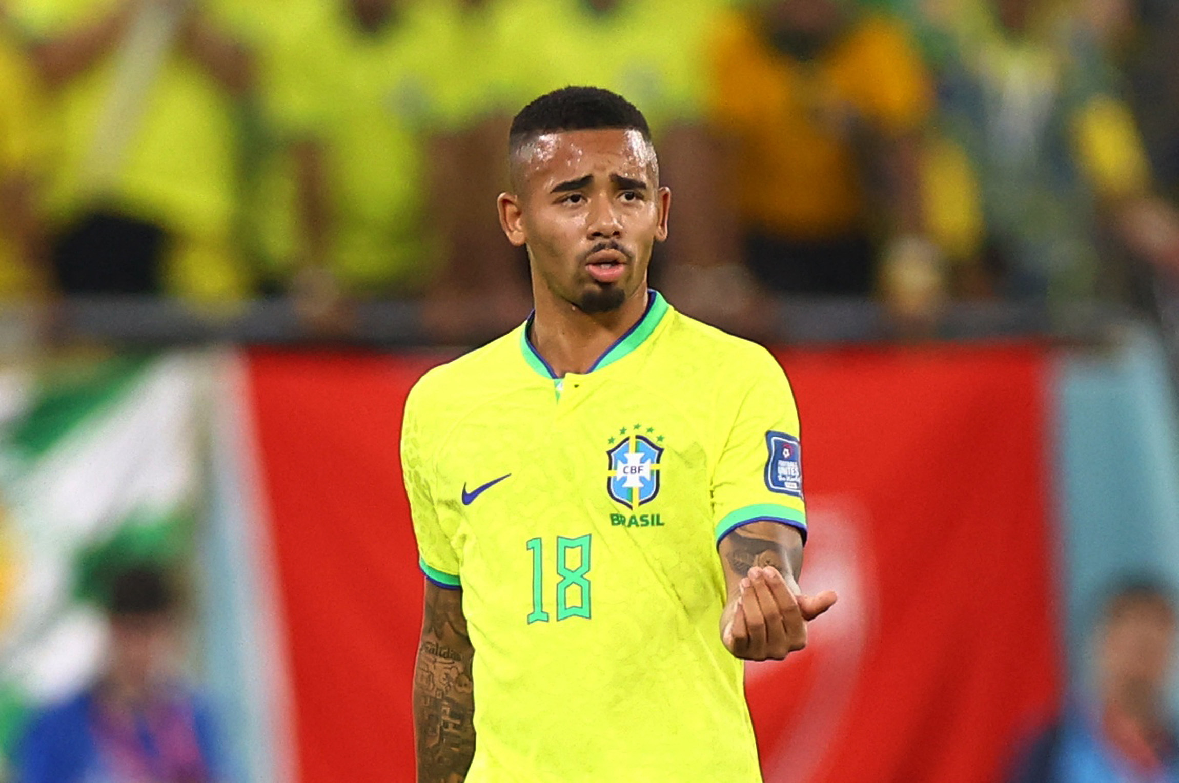 Brasil empata con Camerún y se clasifica como líder del Grupo G a octavos de final