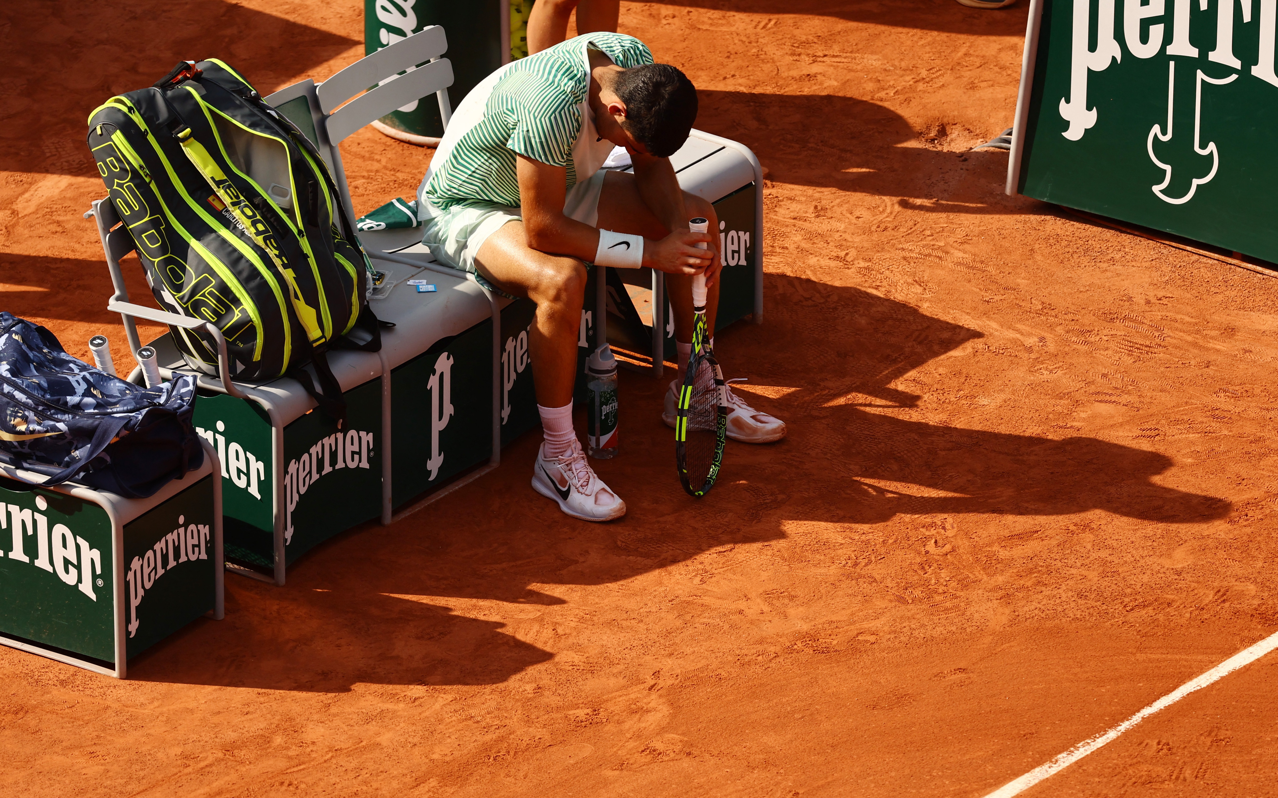 Alcaraz, tras la derrota ante Djokovic en Roland Garros: “La tensión me ha generado calambres en todo el cuerpo”