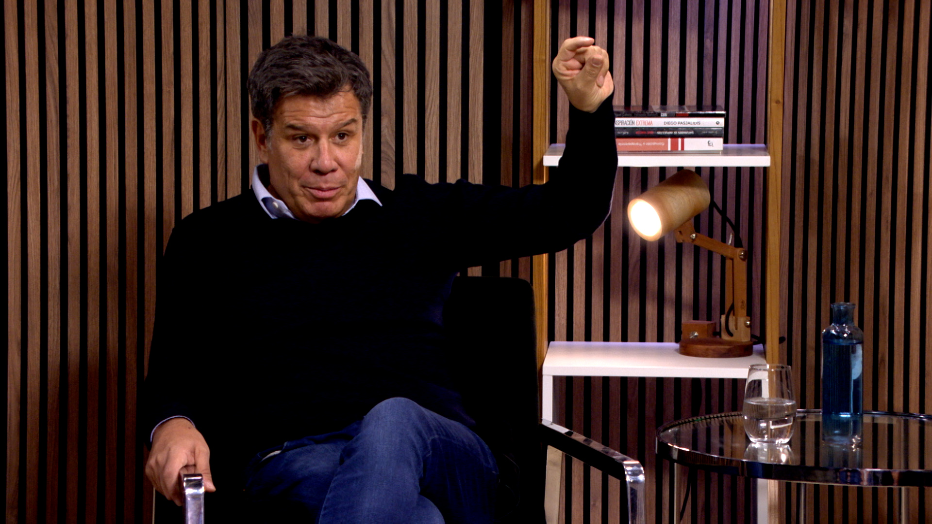 Facundo Manes habló con los jóvenes sobre su experiencia de transitar del mundo de la ciencia a la política