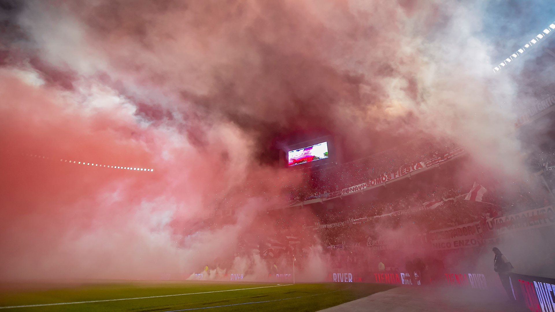 Los Detalles Del Impactante Recibimiento Y Banderazo Que Organizan Los Hinchas De River Plate 7412