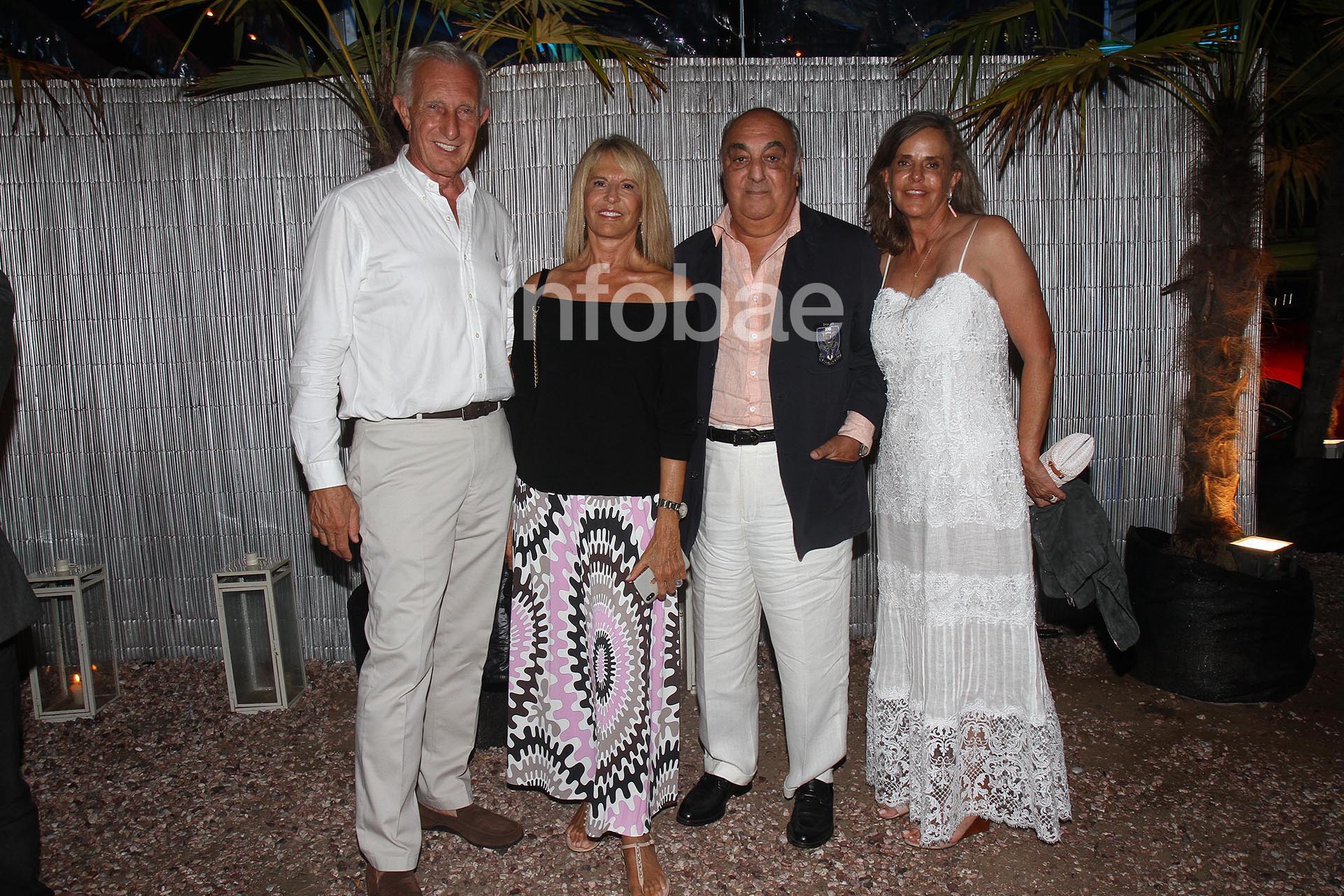 El matrimonio en la fiesta 2019 de Fiat, en Punta del Este, junto a Jorge Aufiero y Mónica Balestrini de Aufiero