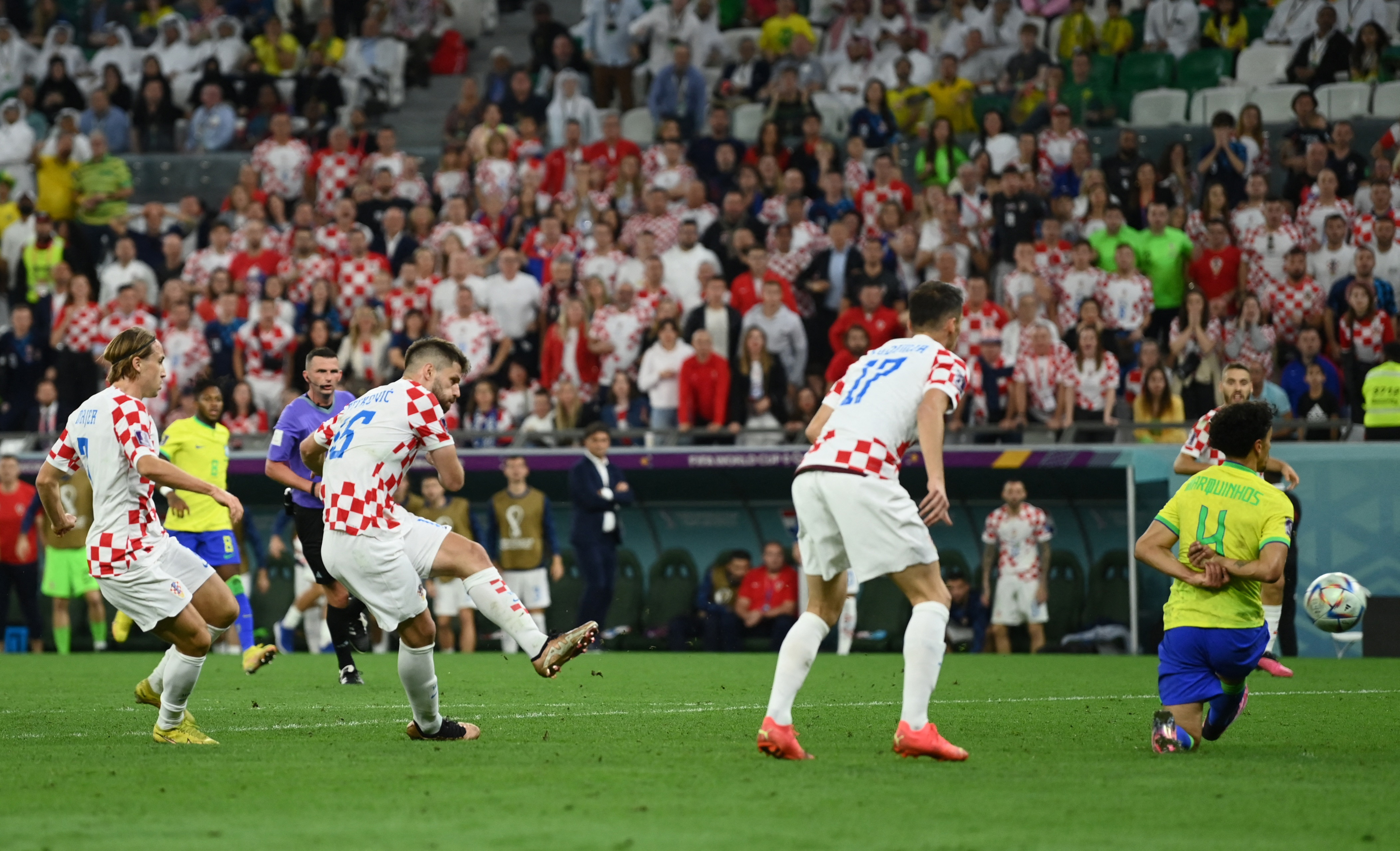 Bruno Petkovic remató al gol y empató el partido ante Brasil en el segundo tiempo extra (REUTERS/Annegret Hilse)
