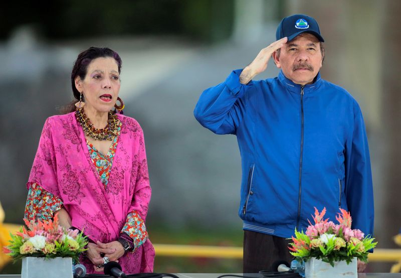 Foto de archivo. Daniel Ortega, y su esposa, Rosario Murillo (REUTERS/Oswaldo Rivas)