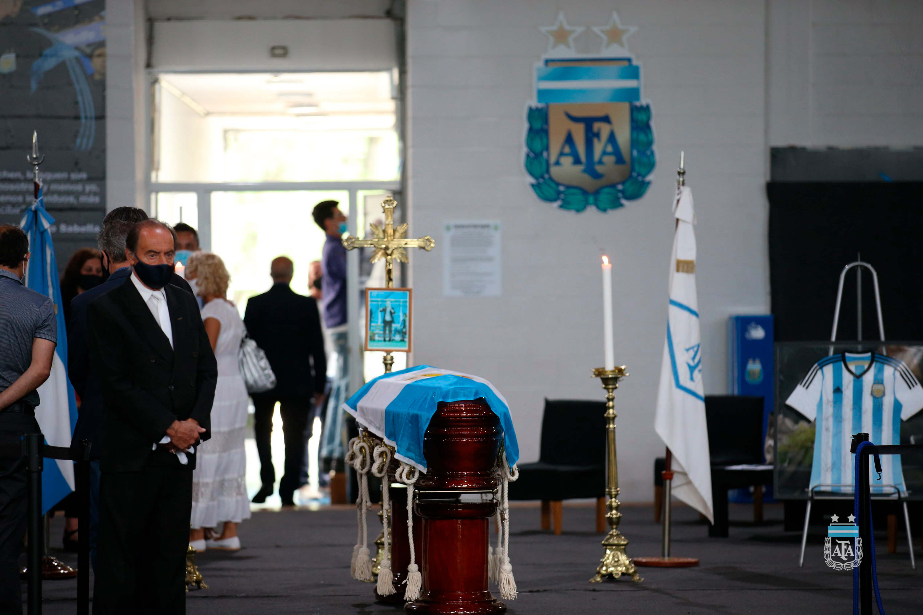 La ceremonia privada se llevó a cabo en el predio de la AFA