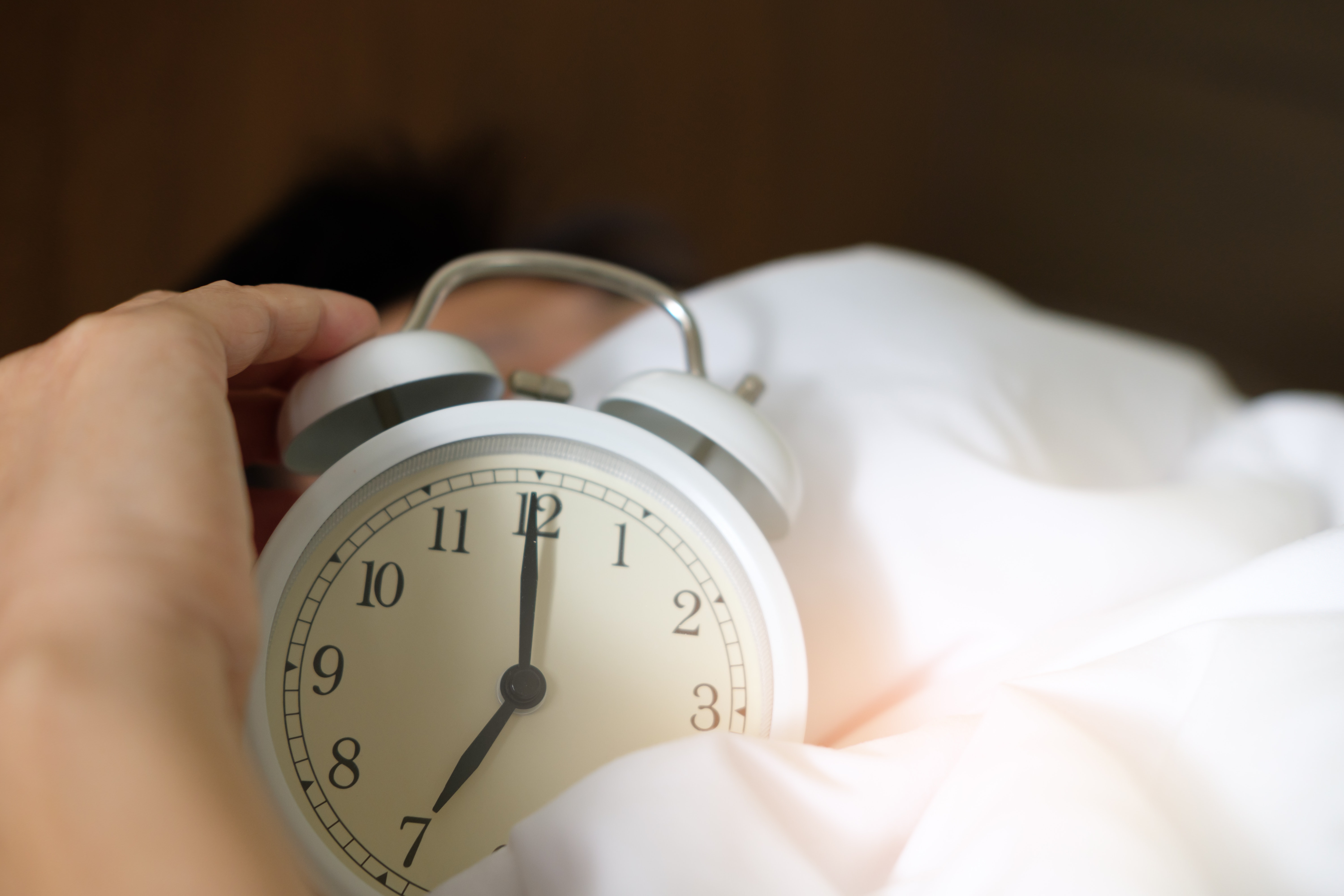 Los expertos recomendaron dormir las horas necesarias, no más ni menos, ya que es fundamental para el funcionamiento de la memoria (Foto: Pexels)