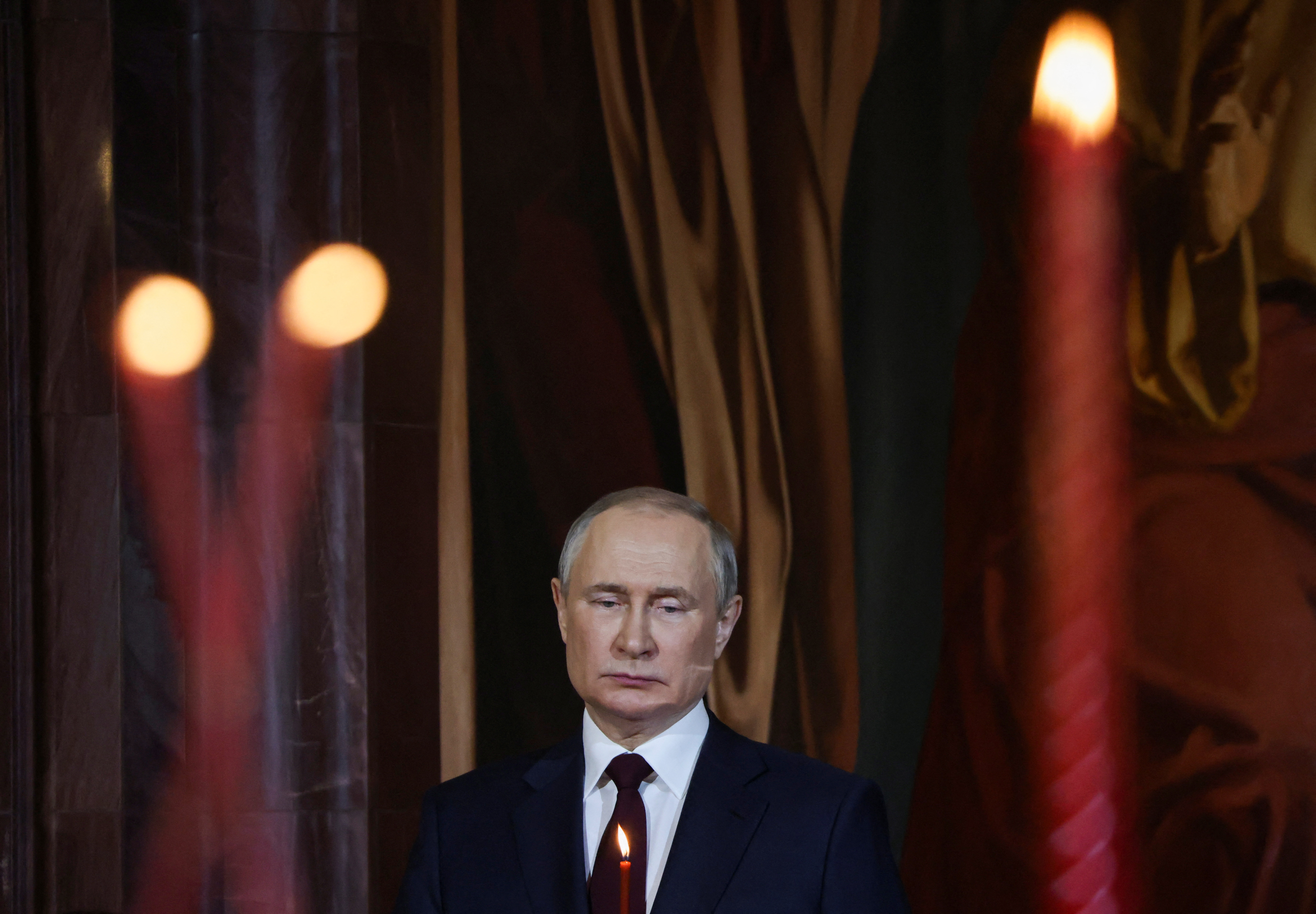 Por momentos, Putin pareció tener la mirada perdida. (REUTERS/Maxim Shemetov)