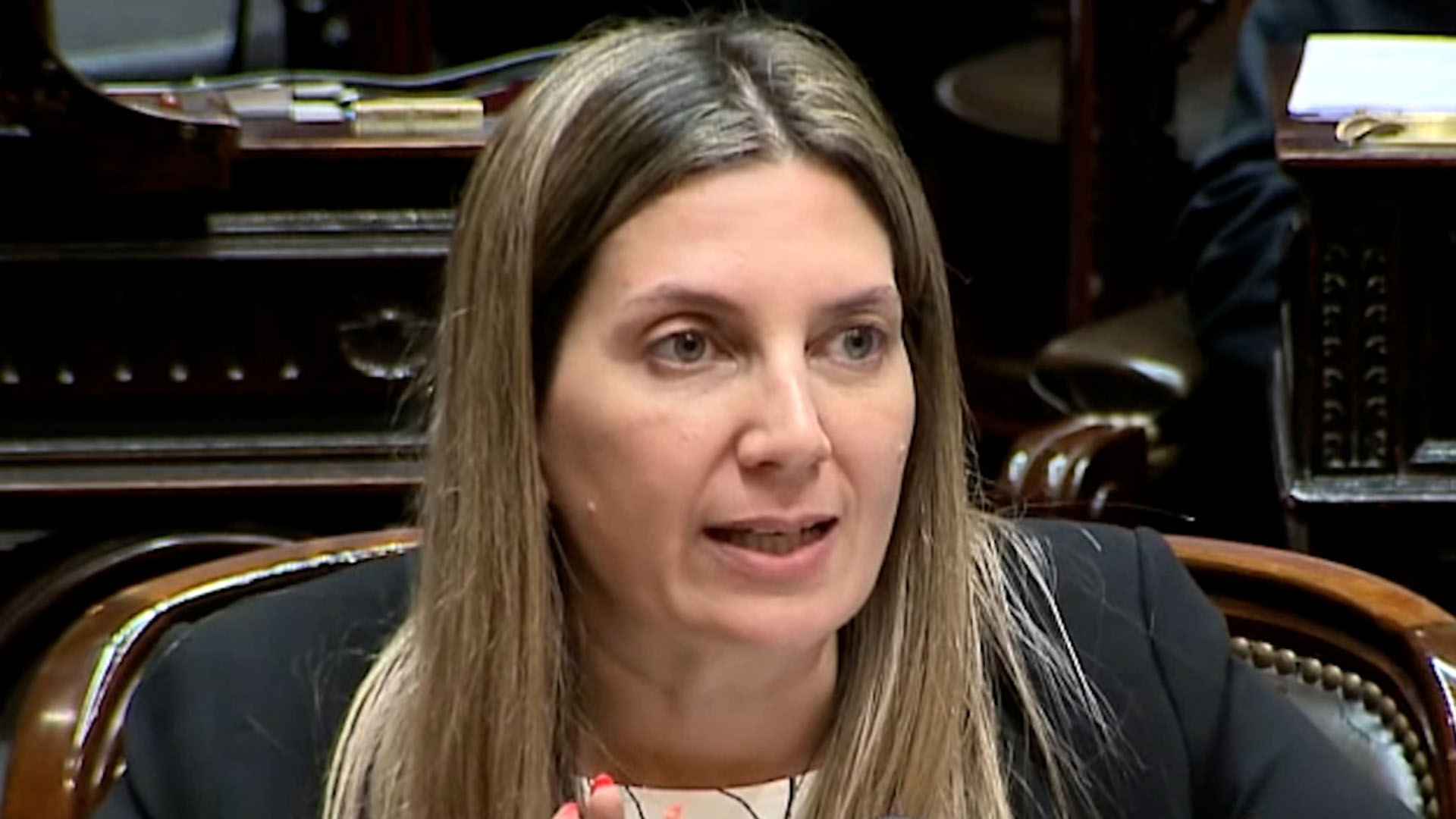 Lospennato pidió el reconocimiento de la legisladora Crescimbeni 