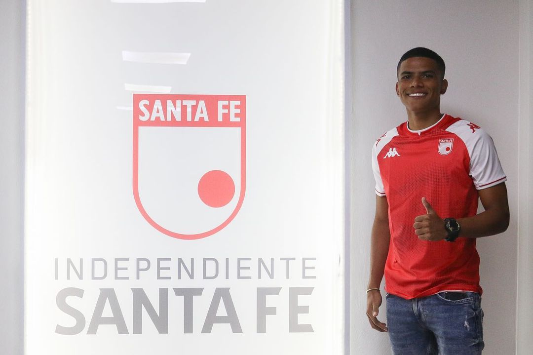 Santa Fe sigue reforzándose para la Liga BetPlay II. Tomado de @joseenamorado10