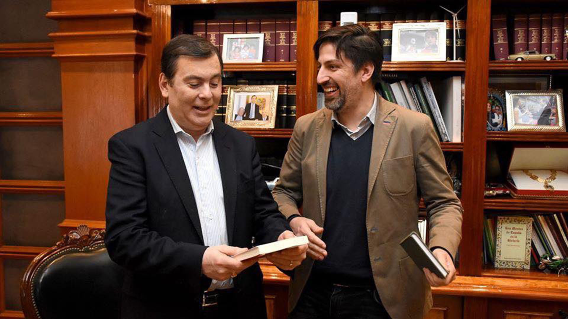 Gerardo Zamora junto al ministro de Educación, Nicolás Trotta 