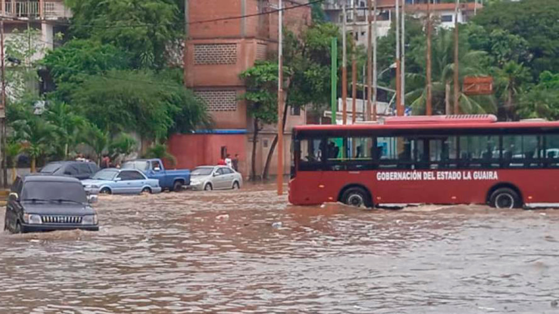 Las lluvias registradas la última semana en Venezuela han causado inundaciones y otros daños en varios sectores de, al menos, siete de los 23 estados del país (Archivo)
