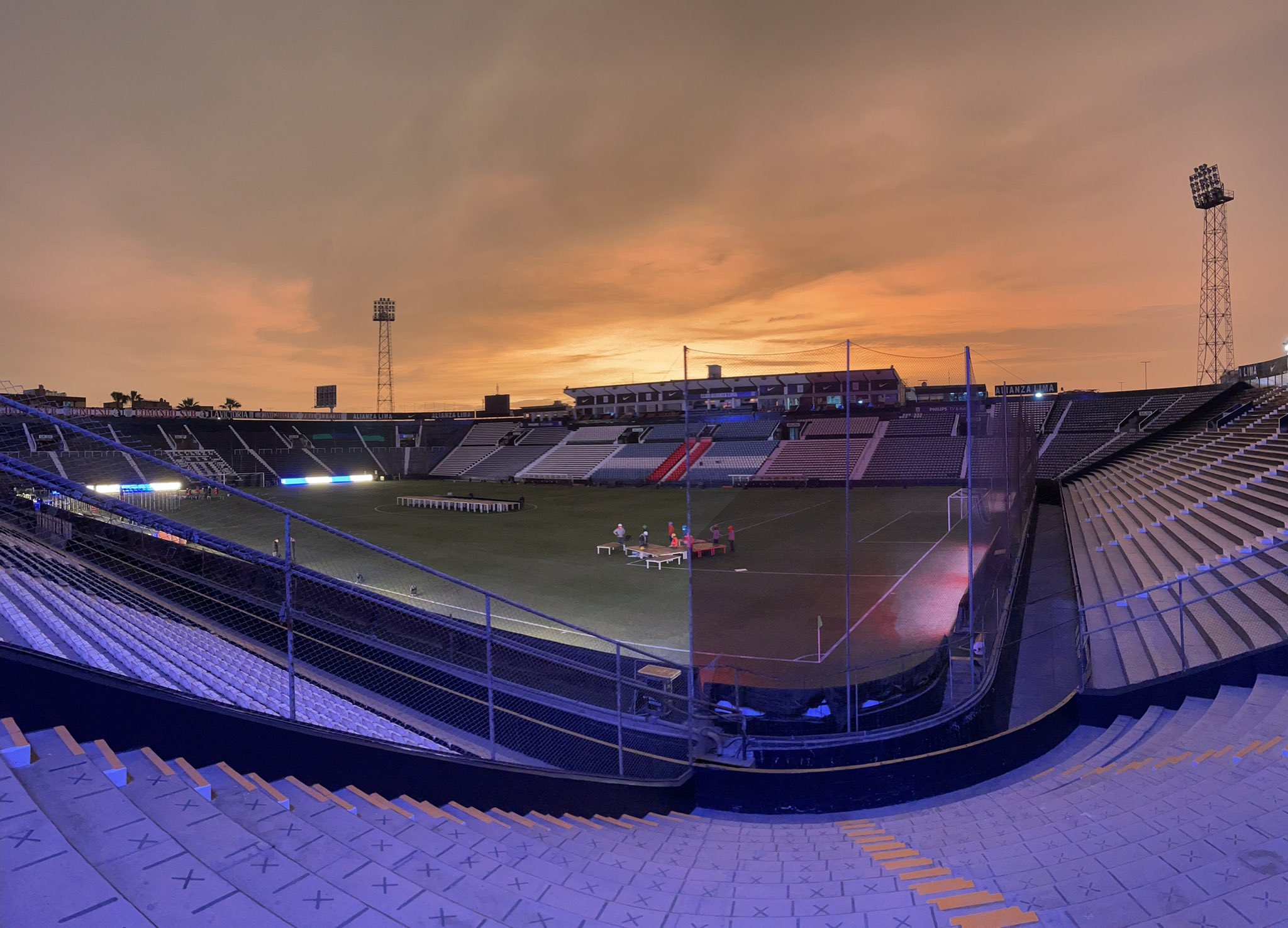 Estadio Alejandro Villanueva de Matute, a un día del partido.