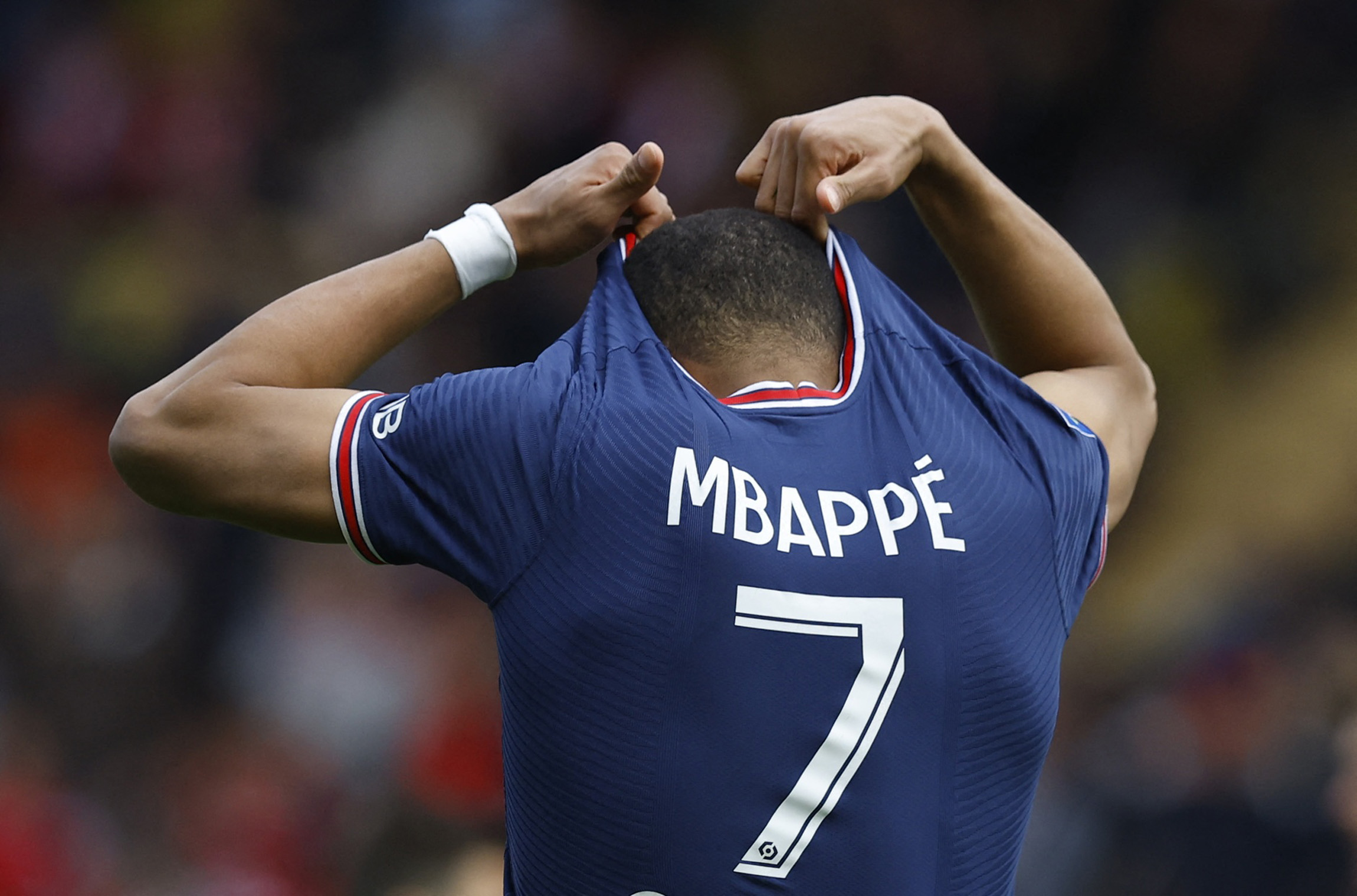 Mbappé no pudo convertir frente al Mónaco (Reuters)