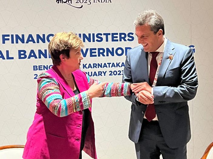 Georgieva se reunió con Massa y le adelantó que el staff del FMI aprobó el cumplimiento de las metas previstas para el último trimestre de 2022