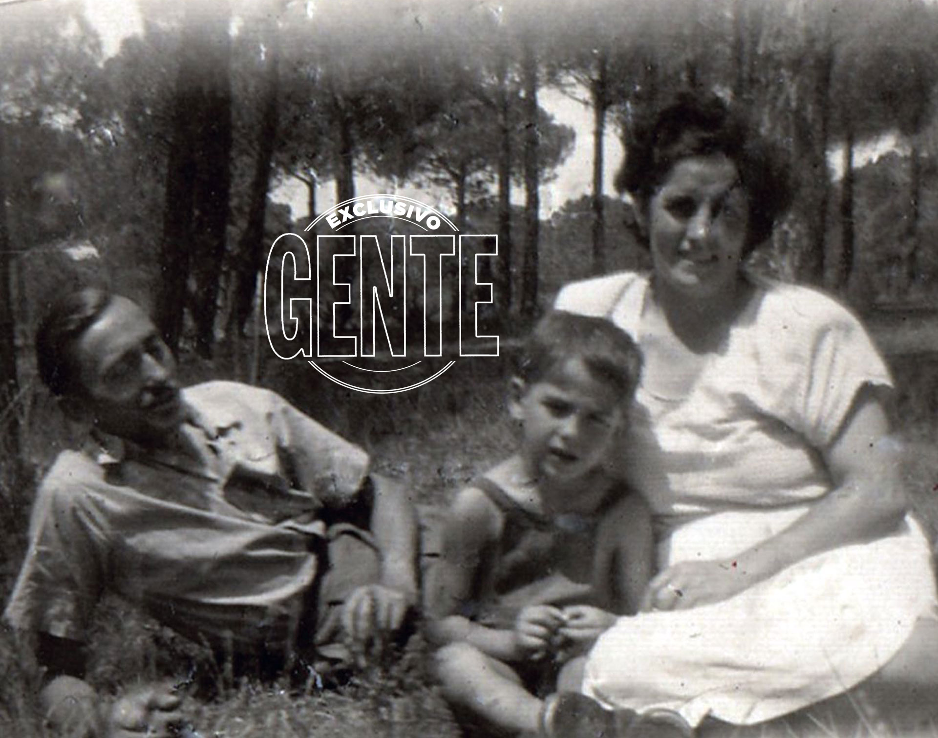 Junto a sus padres Josep y Angeles  (Foto Archivo GENTE)