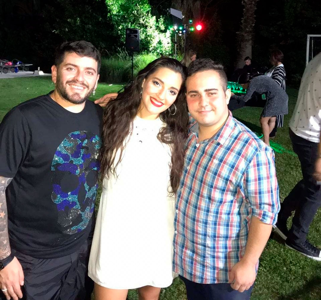 Jana junto a sus hermanos Diego Junior y Tadeo (Foto: Instagram)