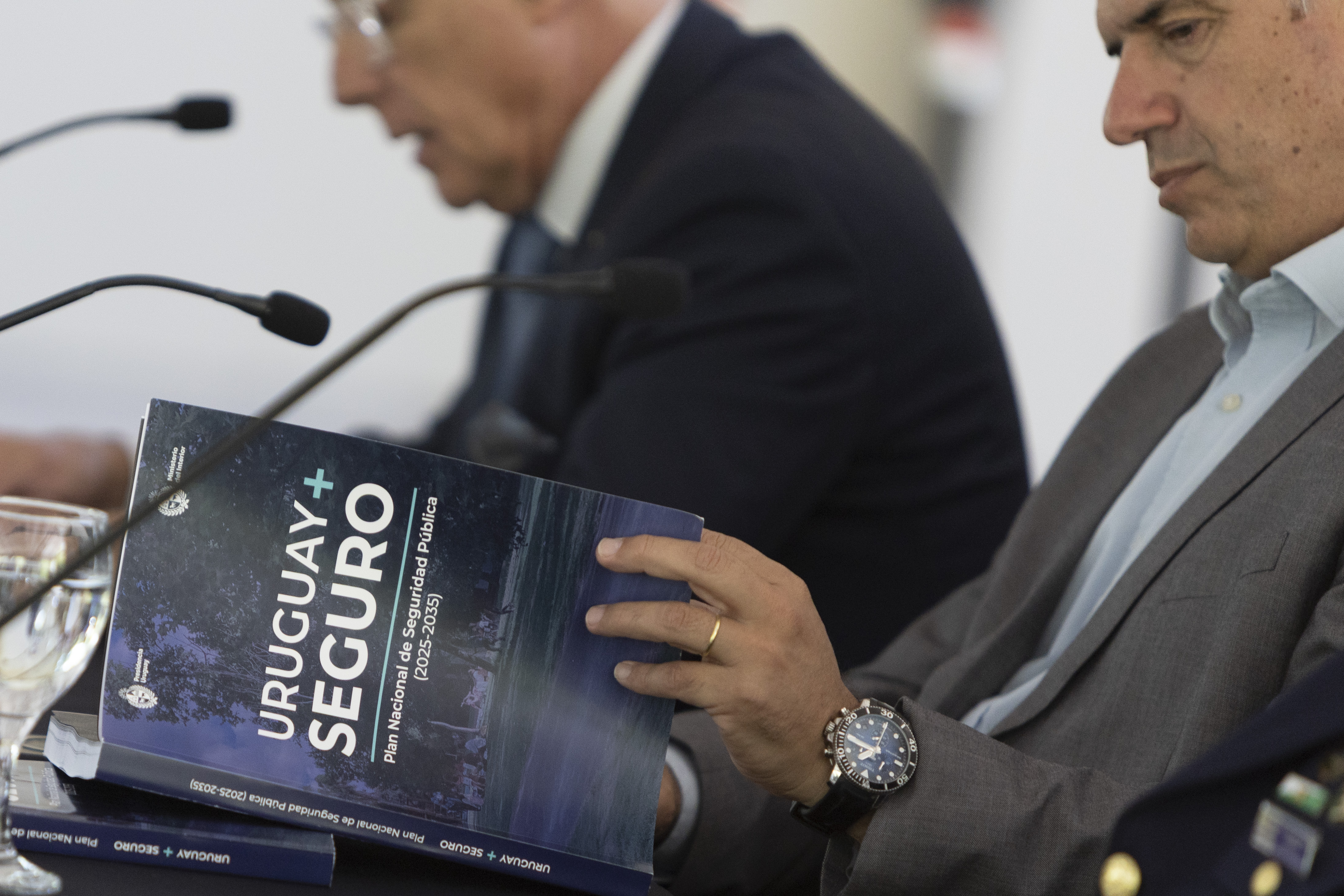 Uruguay present&oacute; su plan de seguridad para la pr&oacute;xima d&eacute;cada: nuevo rol de las Fuerzas Armadas y mayores penas al porte de armas