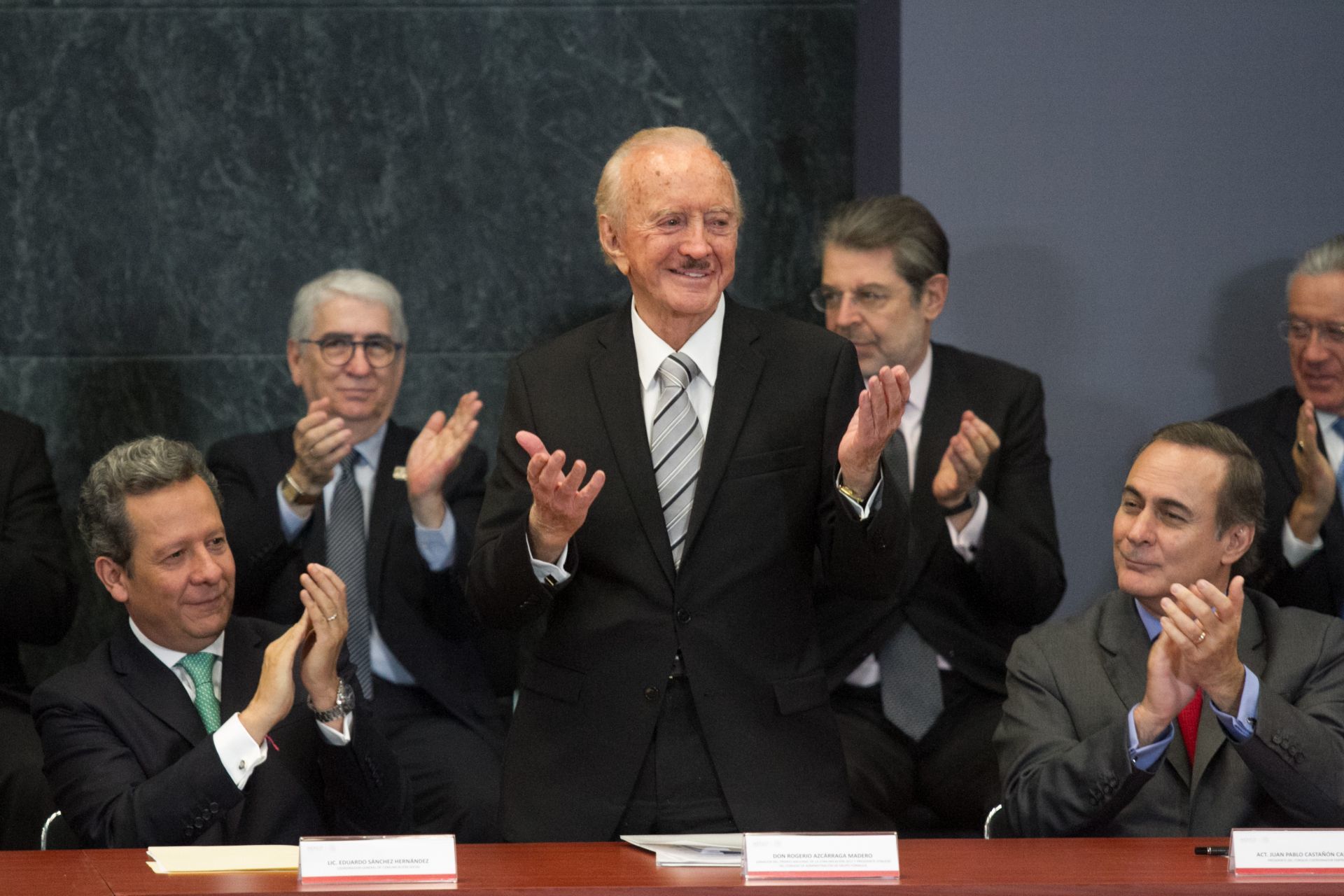 Rogerio Azcárraga Madero foi o vencedor do Prêmio Nacional de Comunicação em 2017 FOTO: MOISÉS PABLO /CUARTOSCURO.COM