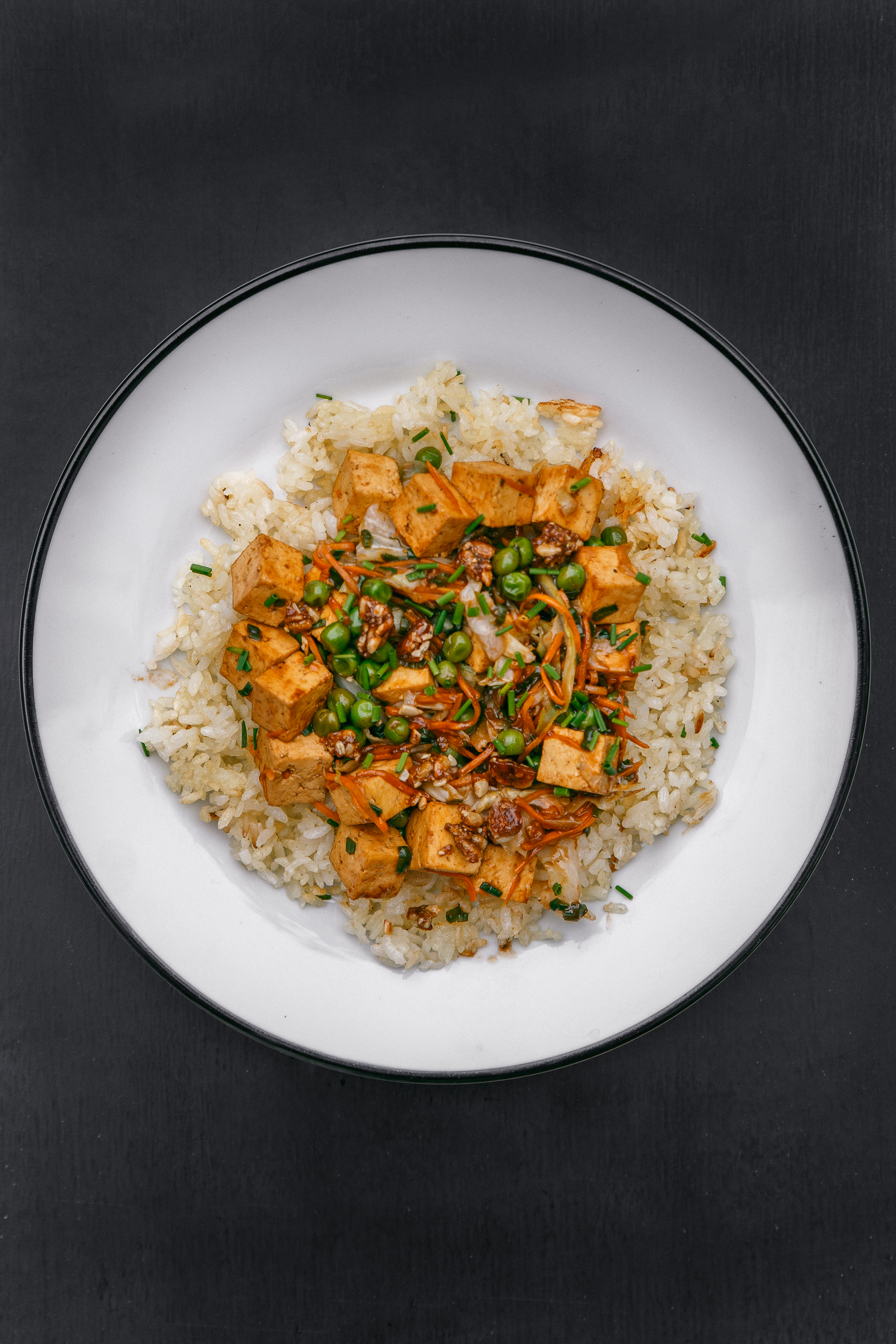 Día mundial del Veganismo: las 10 mejores recetas para comer rico y sano en casa 41 Aunque puede verse complejo, el Thai Vegan Box (de Martín Santcovsky) es ideal para agasajar a nuestros amigos