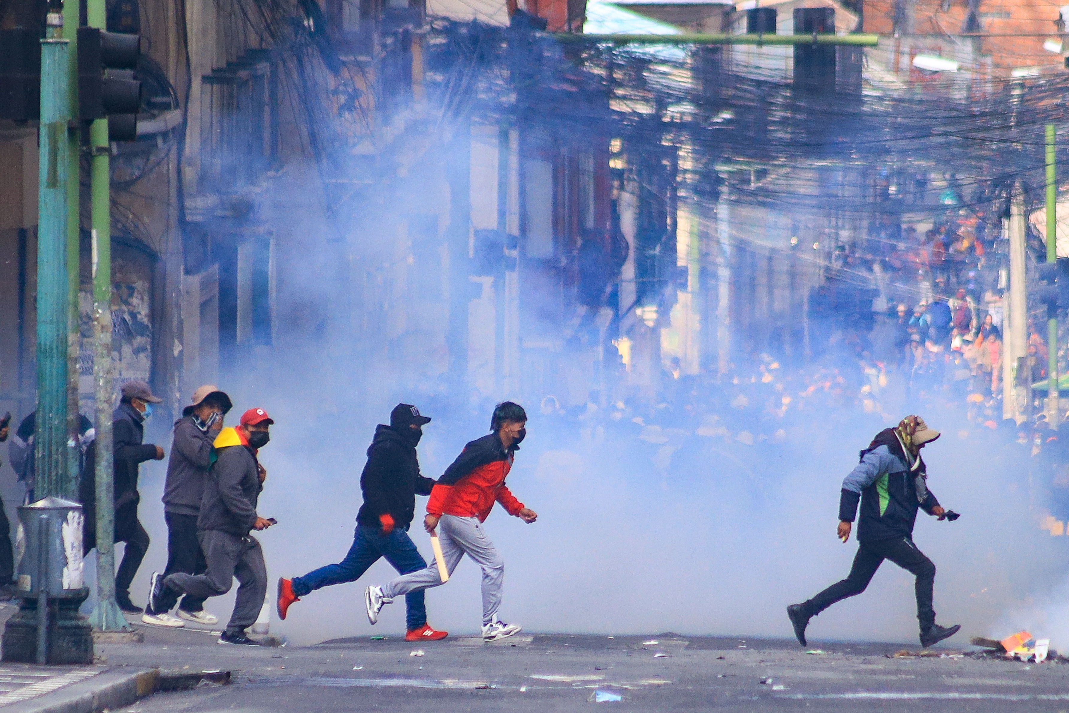 Bolivia: la Defensor&iacute;a del Pueblo registr&oacute; 22 fallecidos, 88 heridos y 583 arrestados durante los conflictos