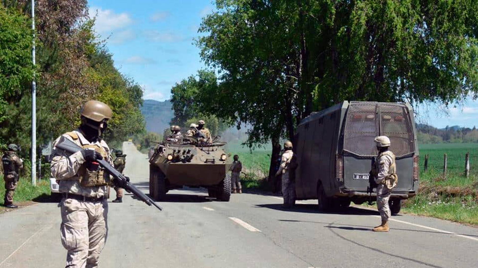 Militares desplegados en la zona de La Araucanía.