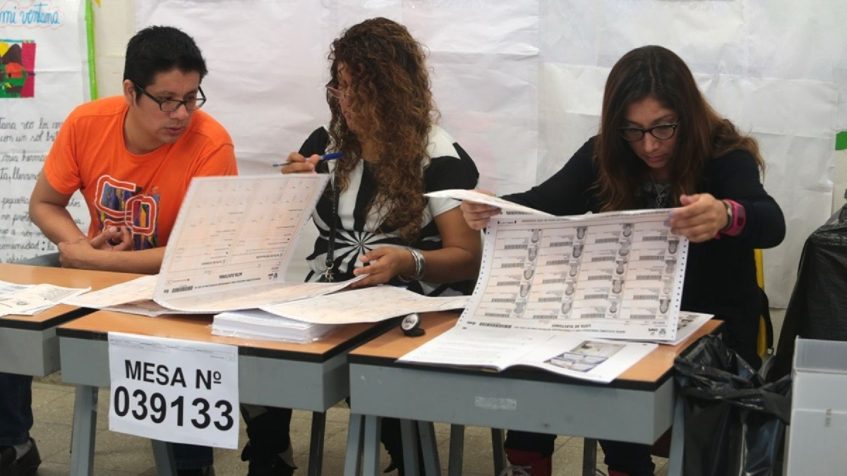 ONPE anunció fecha de sorteo de miembros de mesa para las elecciones regionales y municipales