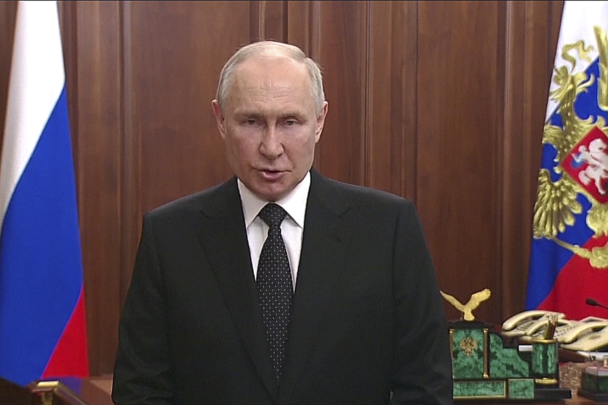 Vladímir Putin, se dirige a la nación en un discurso televisado, en Moscú, Rusia, el 24 de junio de 2023. (Oficina de prensa de la presidencia de Rusia vía AP)