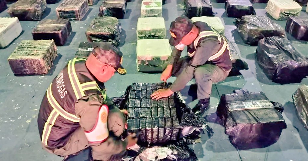 Autoridades de Venezuela frustaron el envío de miles kilos de cocaína que pertenecerían al Cártel de Sinaloa y al CJNG (Foto: Twitter/@libertad003)
