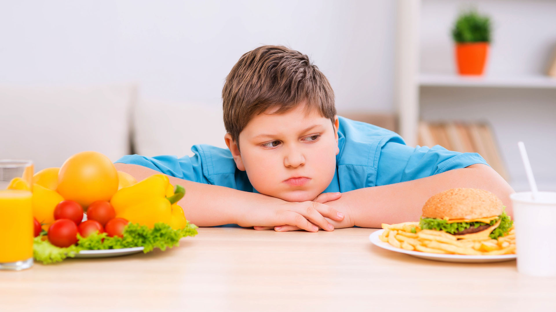 4 consejos para ayudar a los niños con sobrepeso a incorporar hábitos saludables