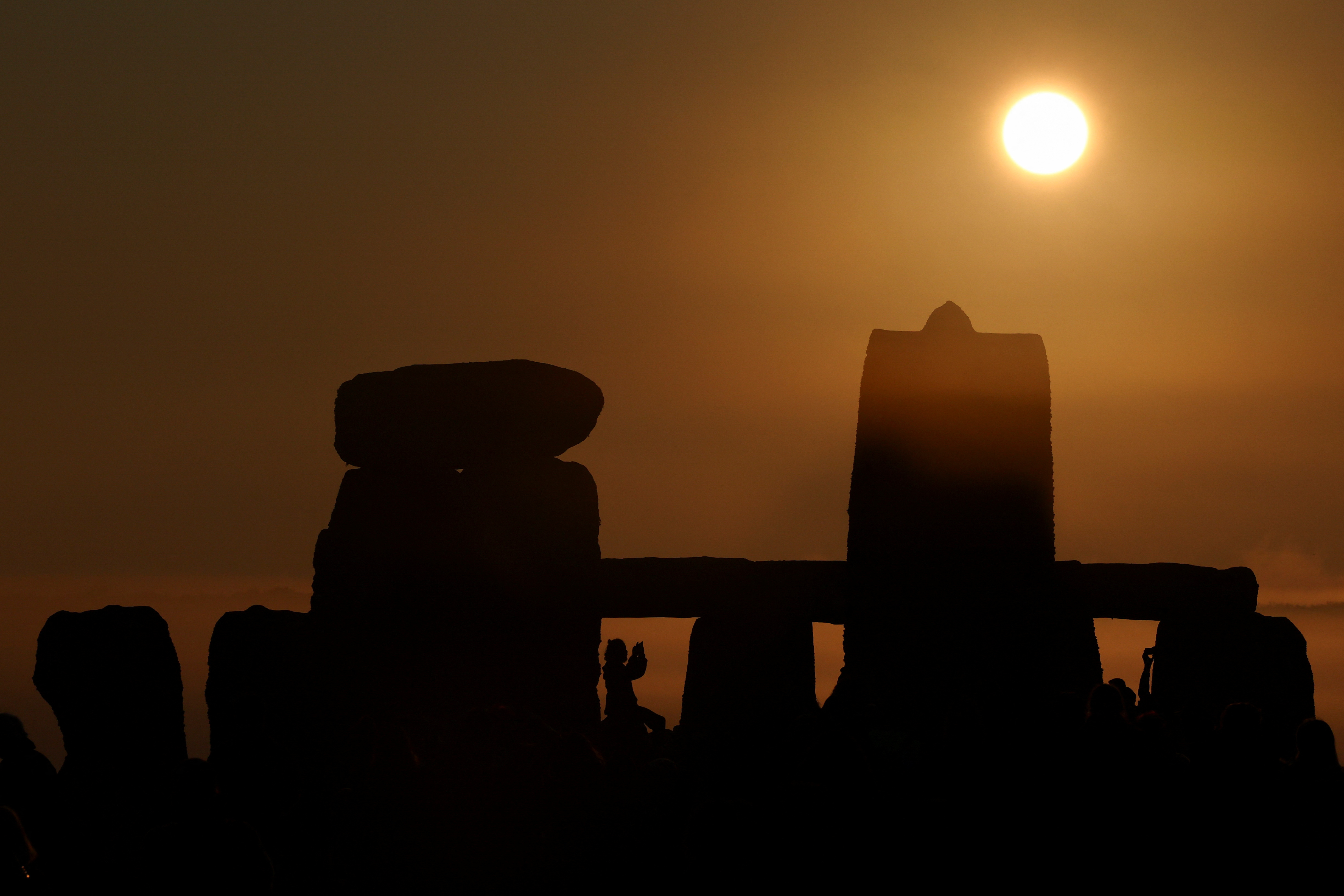 solsticio de verano de stonehenge amanecer