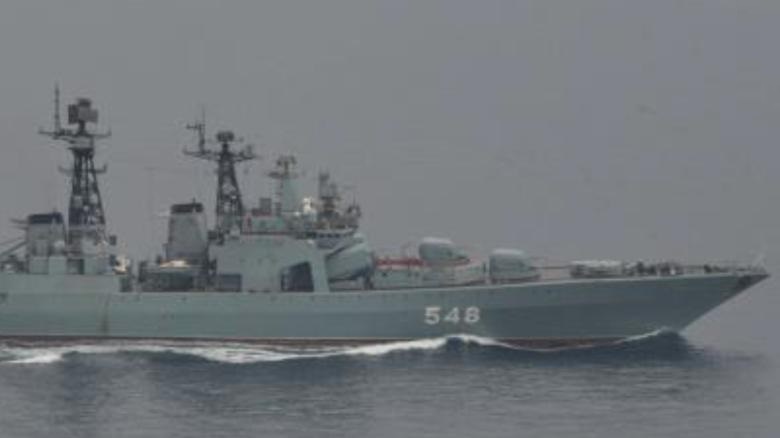 El Ministerio de Defensa ruso dijo que el crucero con misiles Varyag, el destructor Marshal Shaposhnikov y dos corbetas de la Flota Rusa del Pacífico participaron en los ejercicios. 