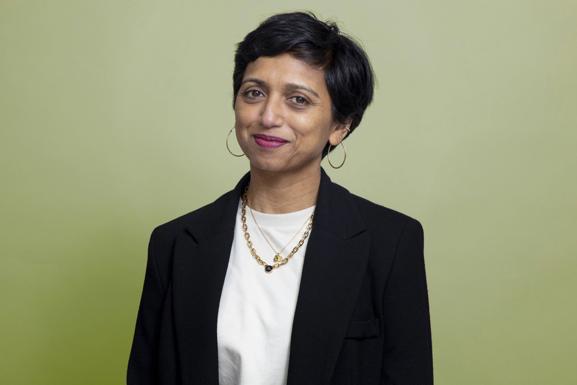 Primeras compras del Tesoro: a qué cotización entró Caputo, ¿encontró el piso para el dólar?