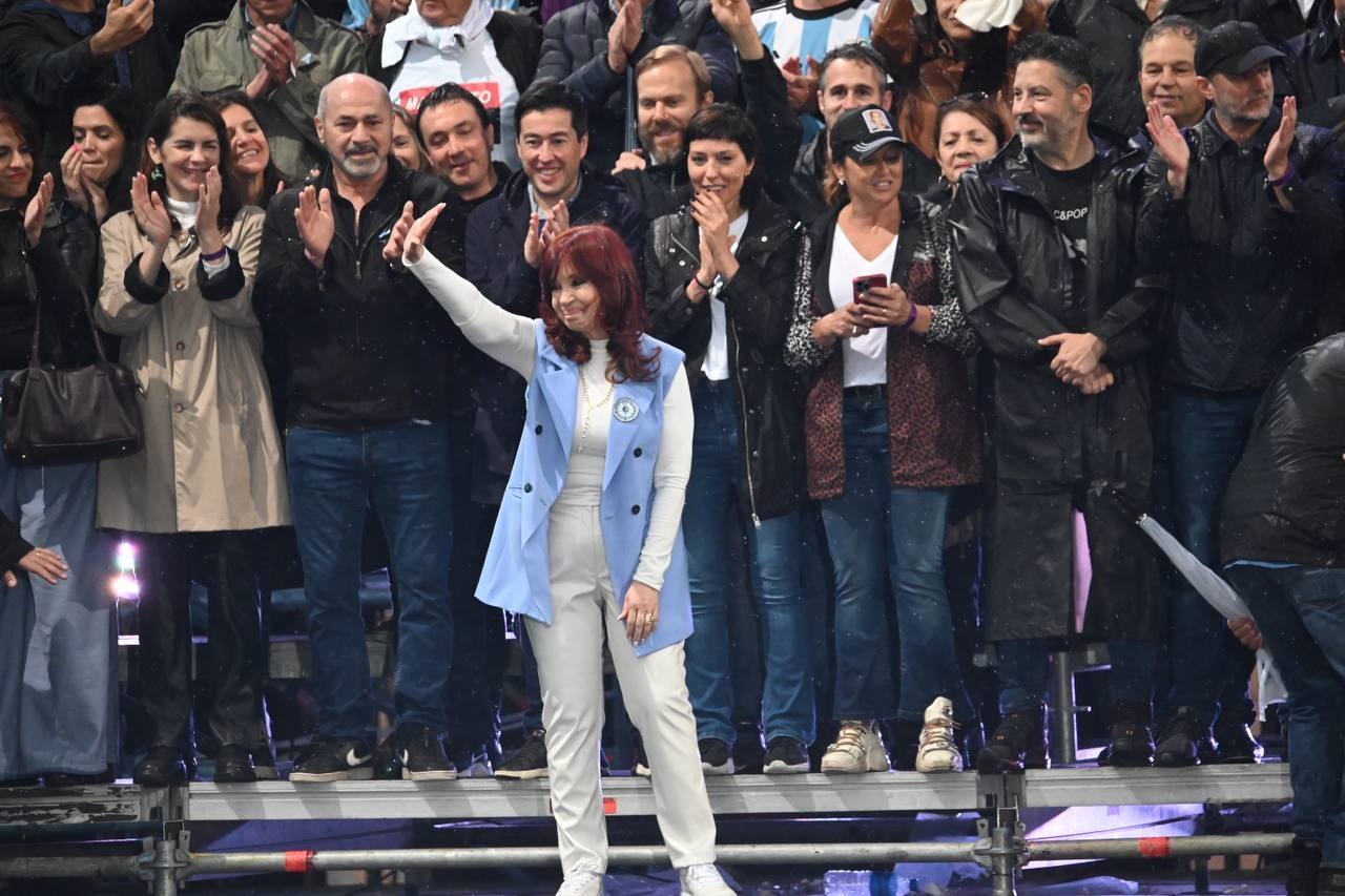Cristina Kirchner obtuvo una centralidad política indiscutida en el acto del 25 de mayo (Twitter de Cristina Kirchner)