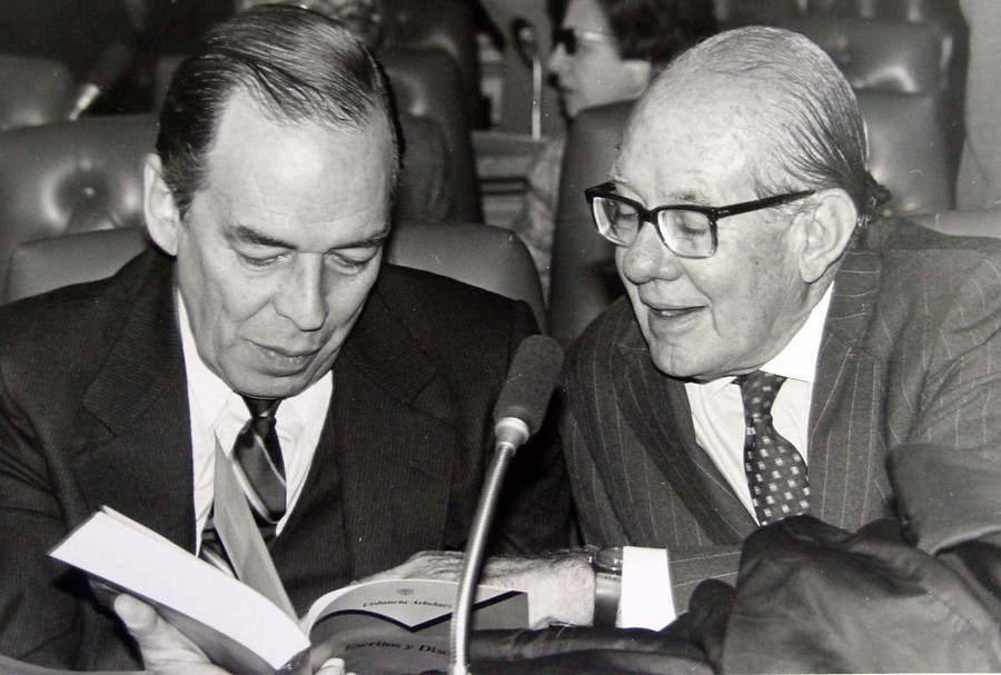 Izq. Álvaro Gómez Hurtado, dcha. Alfonso López Michelsen. Foto: Colprensa.