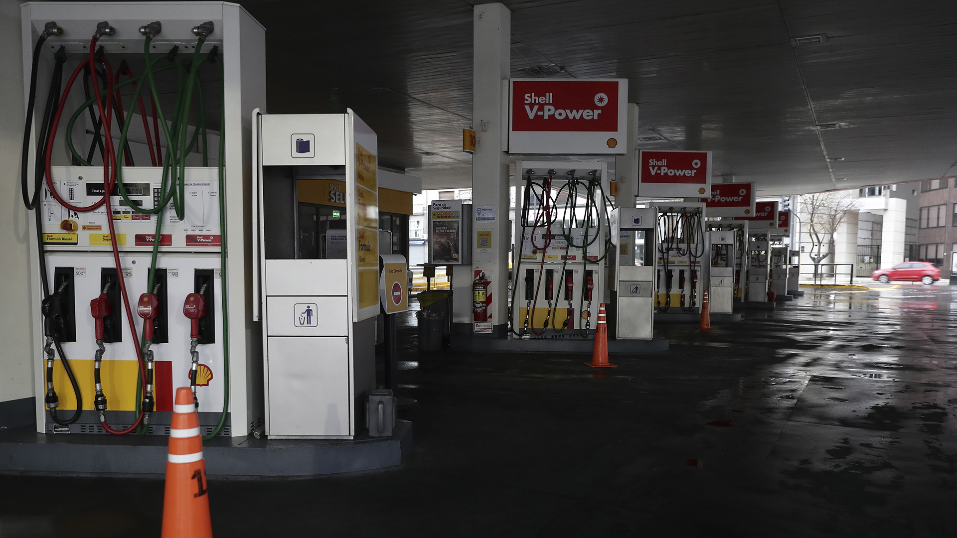 El mercado minorista de combustibles líquidos perdió ventas por 8,2 millones de metros cúbicos. (ALEJANDRO PAGNI / AFP)

