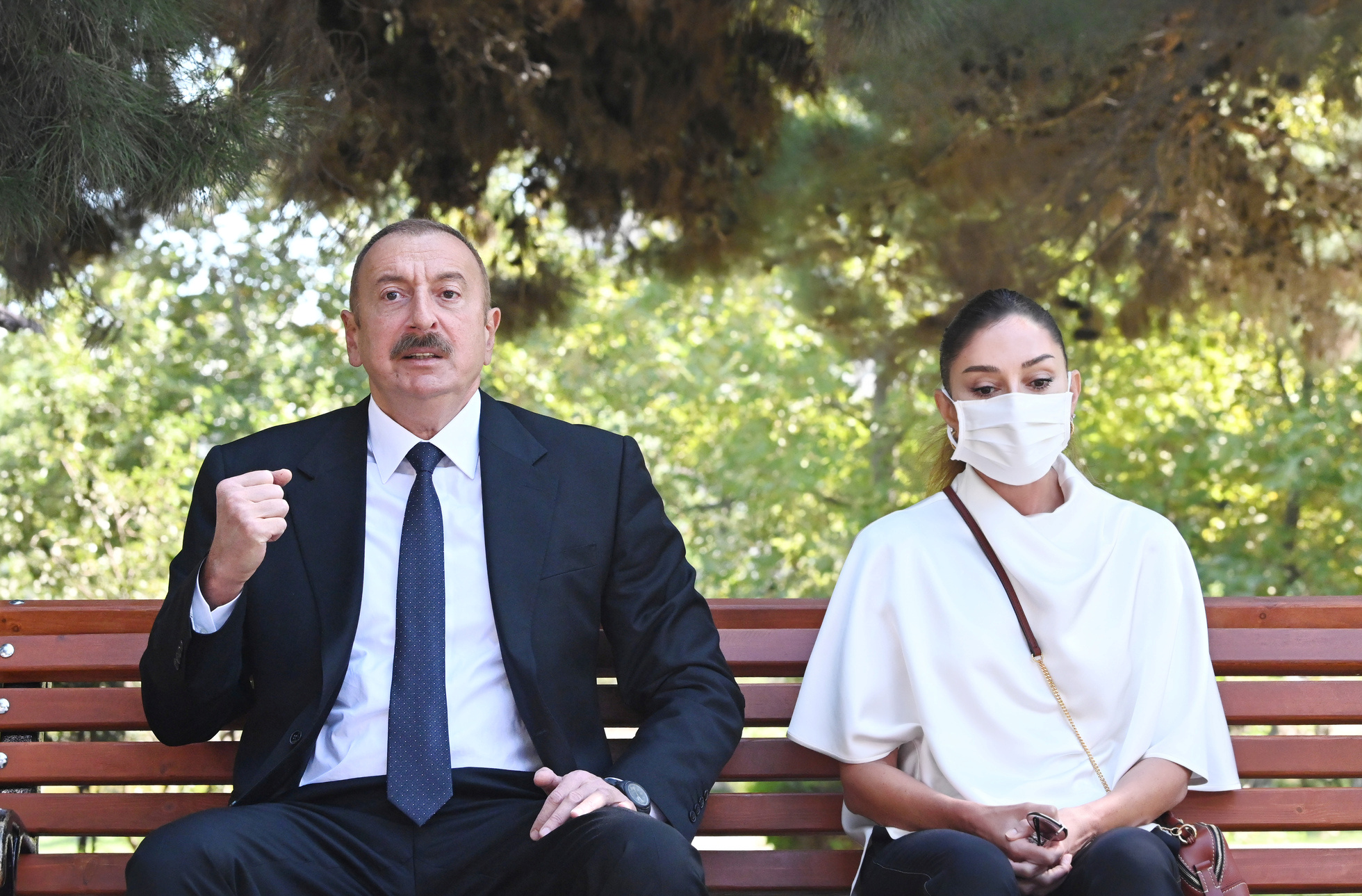El presidente de Azerbaiyán Ilham Aliyev y su esposa Mehriban (President of Azerbaijan via REUTERS)
