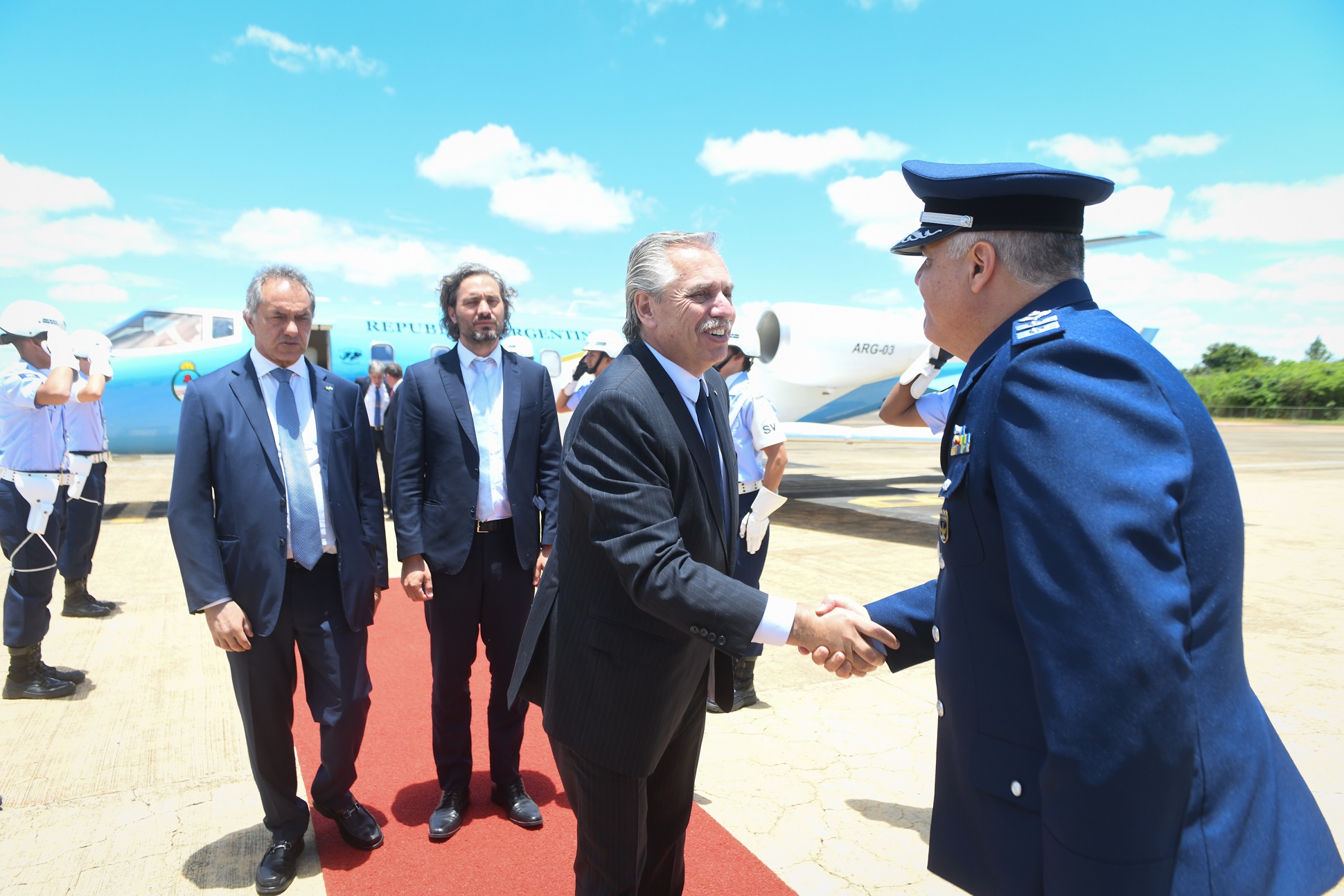 El Presidente llegó cerca del mediodía de este domingo a Brasil 