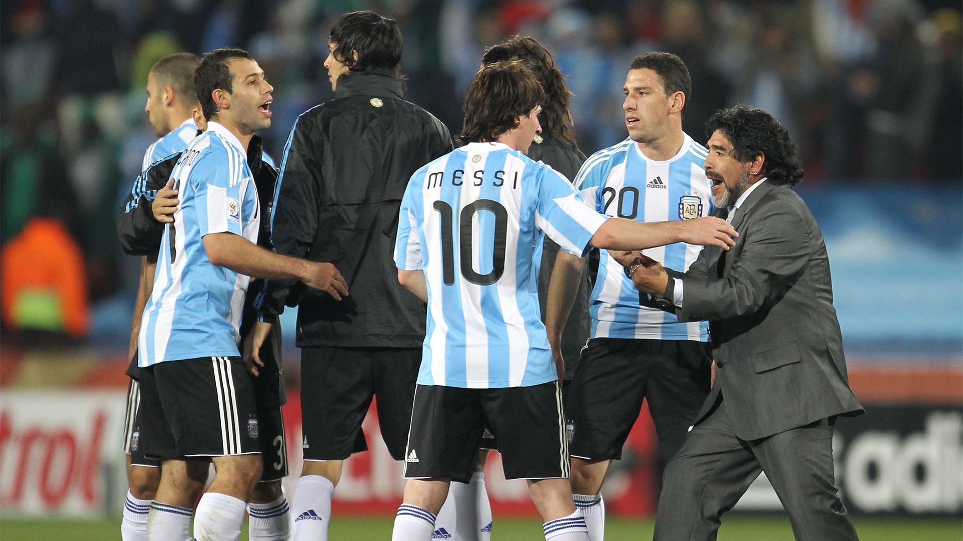 Maradona, Messi y Mascherano son los cuatro futbolistas argentinos que más Mundiales registraron hasta hoy: 4 (Foto Ezra Shaw/Getty Images)
