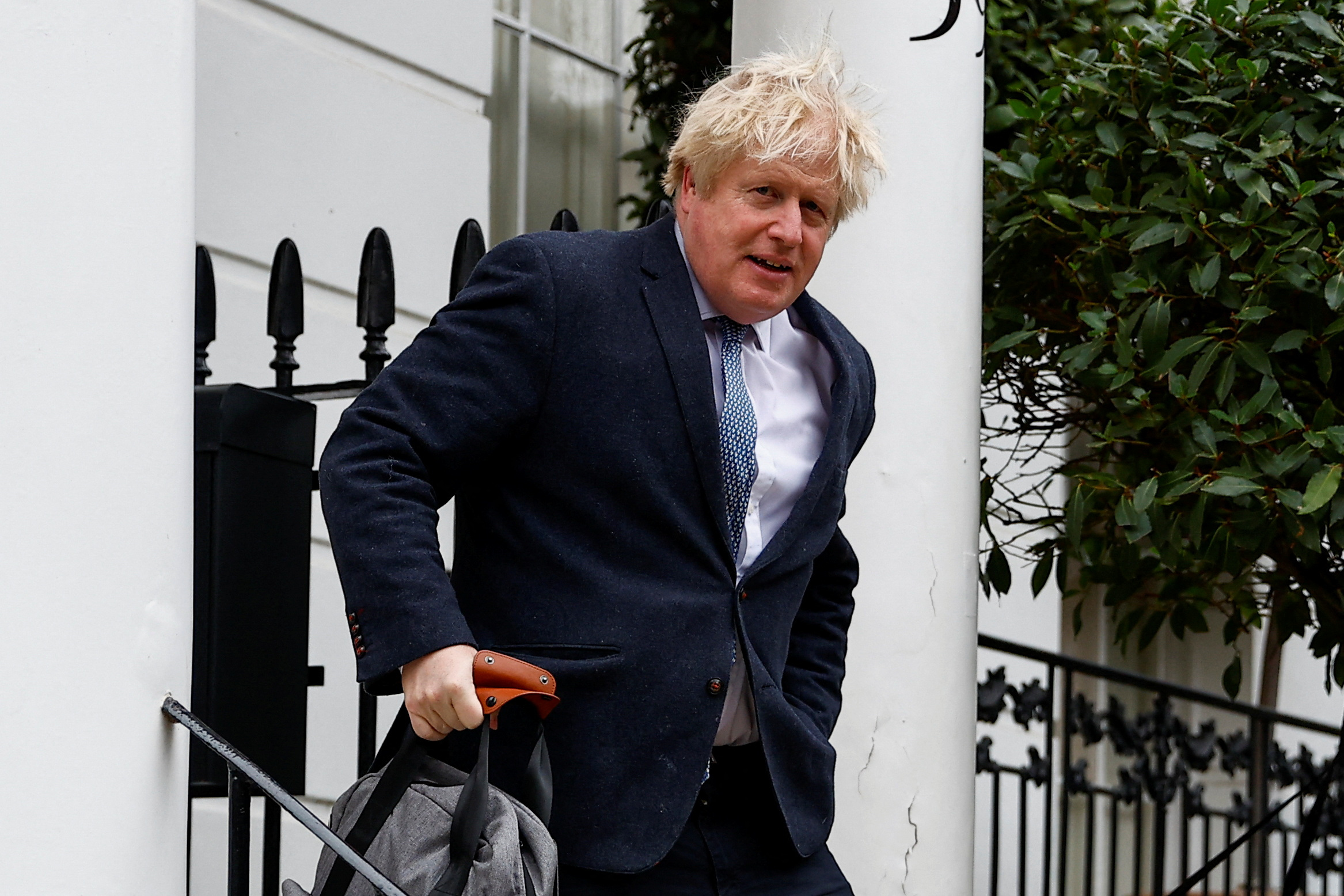 Boris Johnson en su casa en Londres (Reuters)