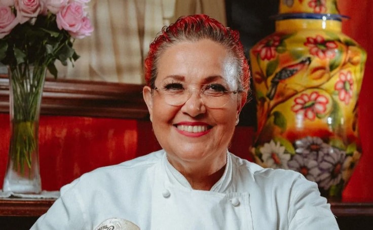 Betty Vázquez: Tras ocho años y 11 temporadas de MasterChef México, la popular cocinera ha quedado fuera del proyecto (Foto: Instagram)