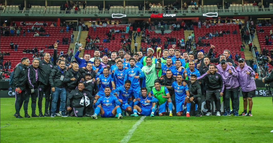 Cruz Azul se coronó campeón de la Copa Sky ante las Chivas