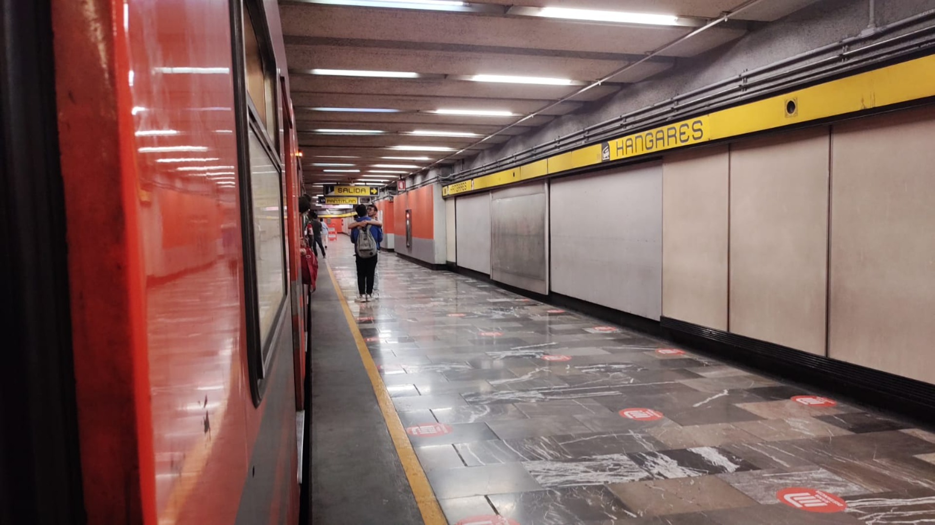 Metro CDMX hoy 8 de mayo: el avance de los trenes es regular