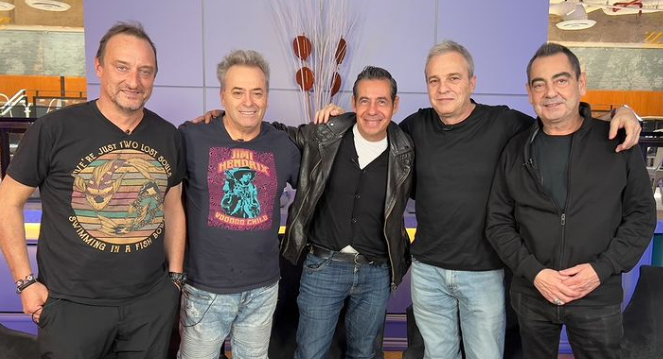 Yordi Rosado con Hombres G Foto: Instagram/@yordirosadooficial
