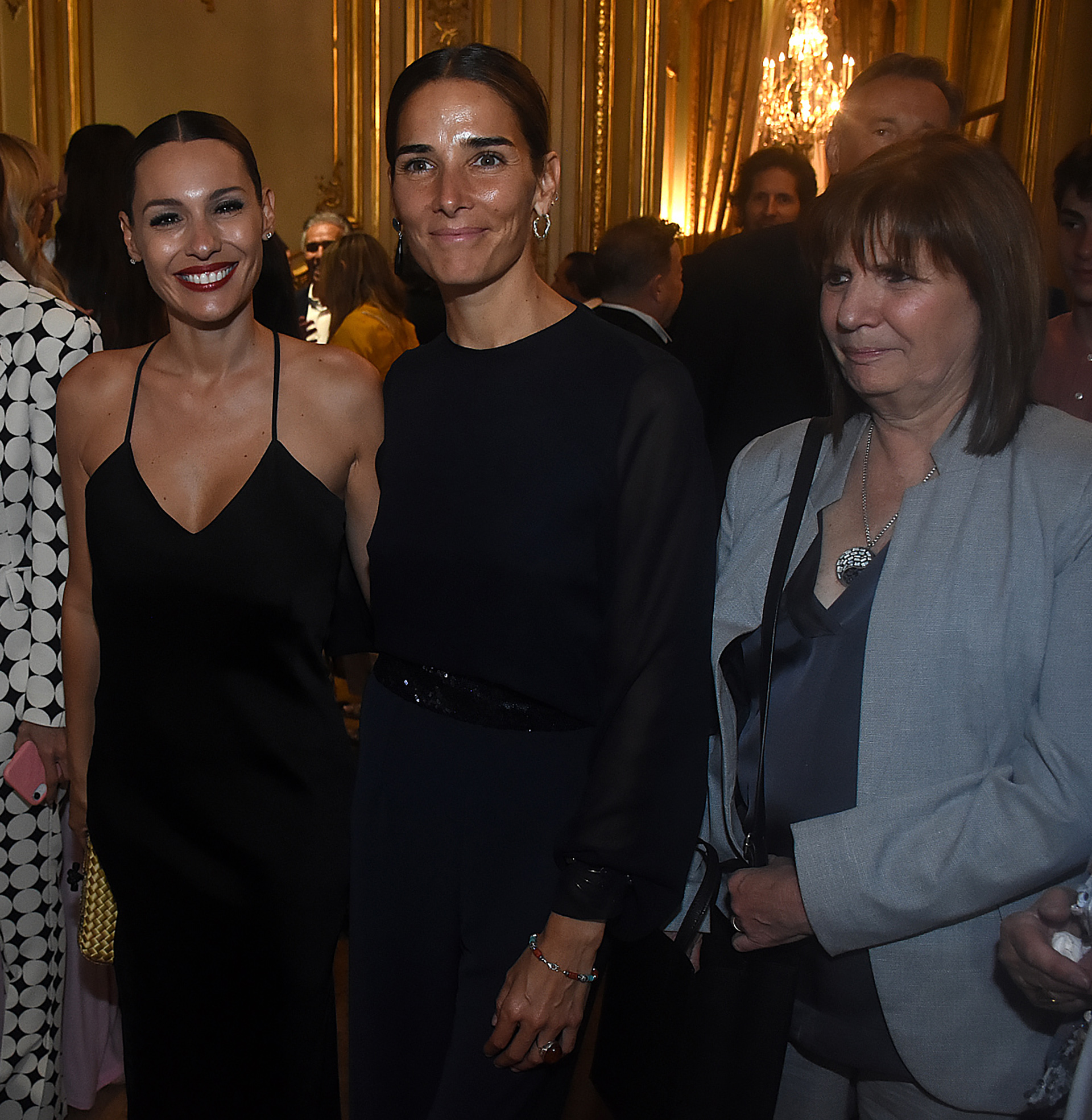 Carolina "Pampita" Ardohain, Juana Viale y Patricia Bullrich 