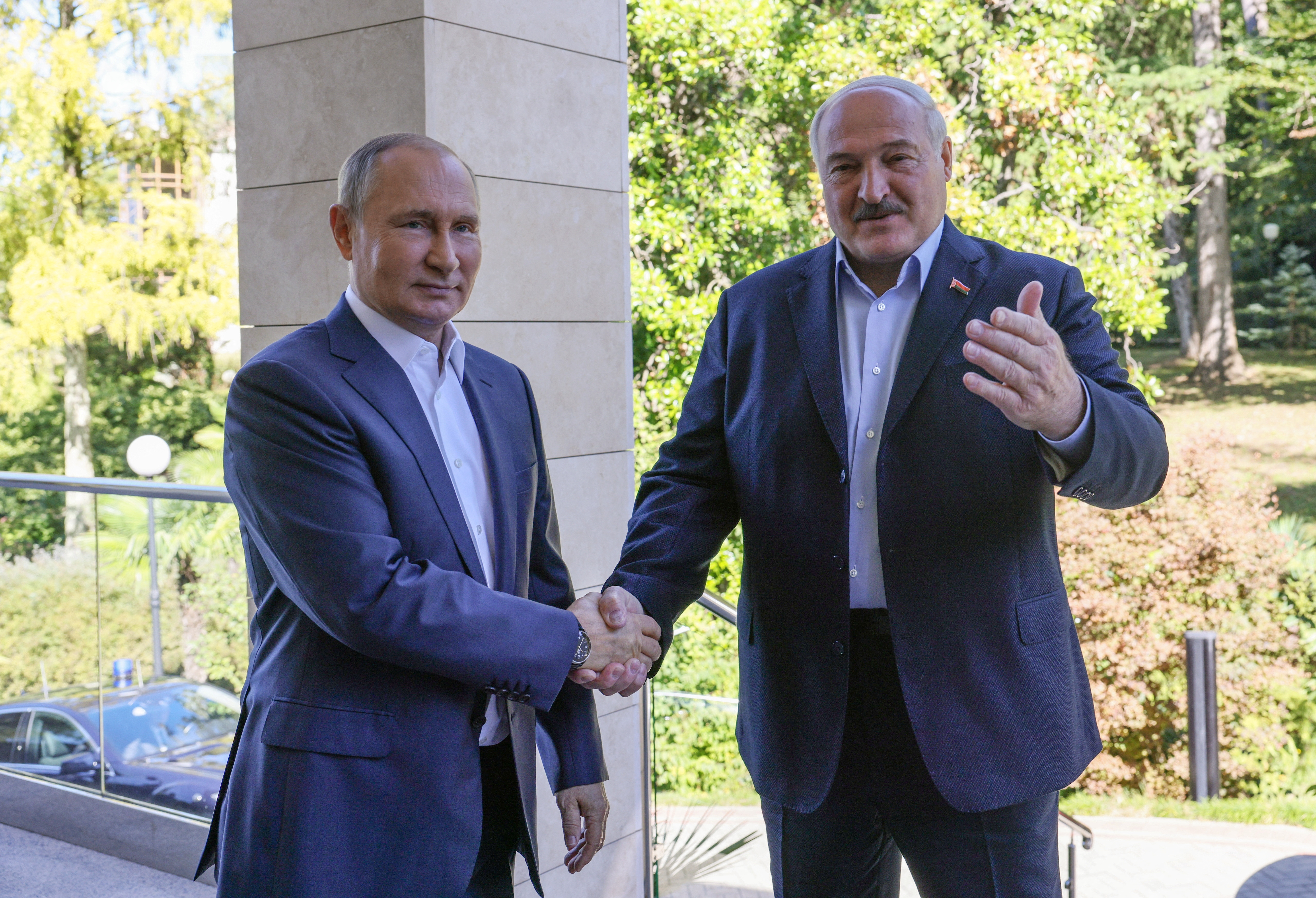 Vladimir Putin and Alexander Lukashenko (Sputnik/Reuters)
