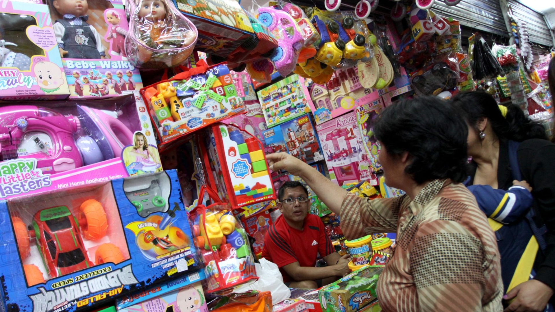 Juguetes en el store mercado central