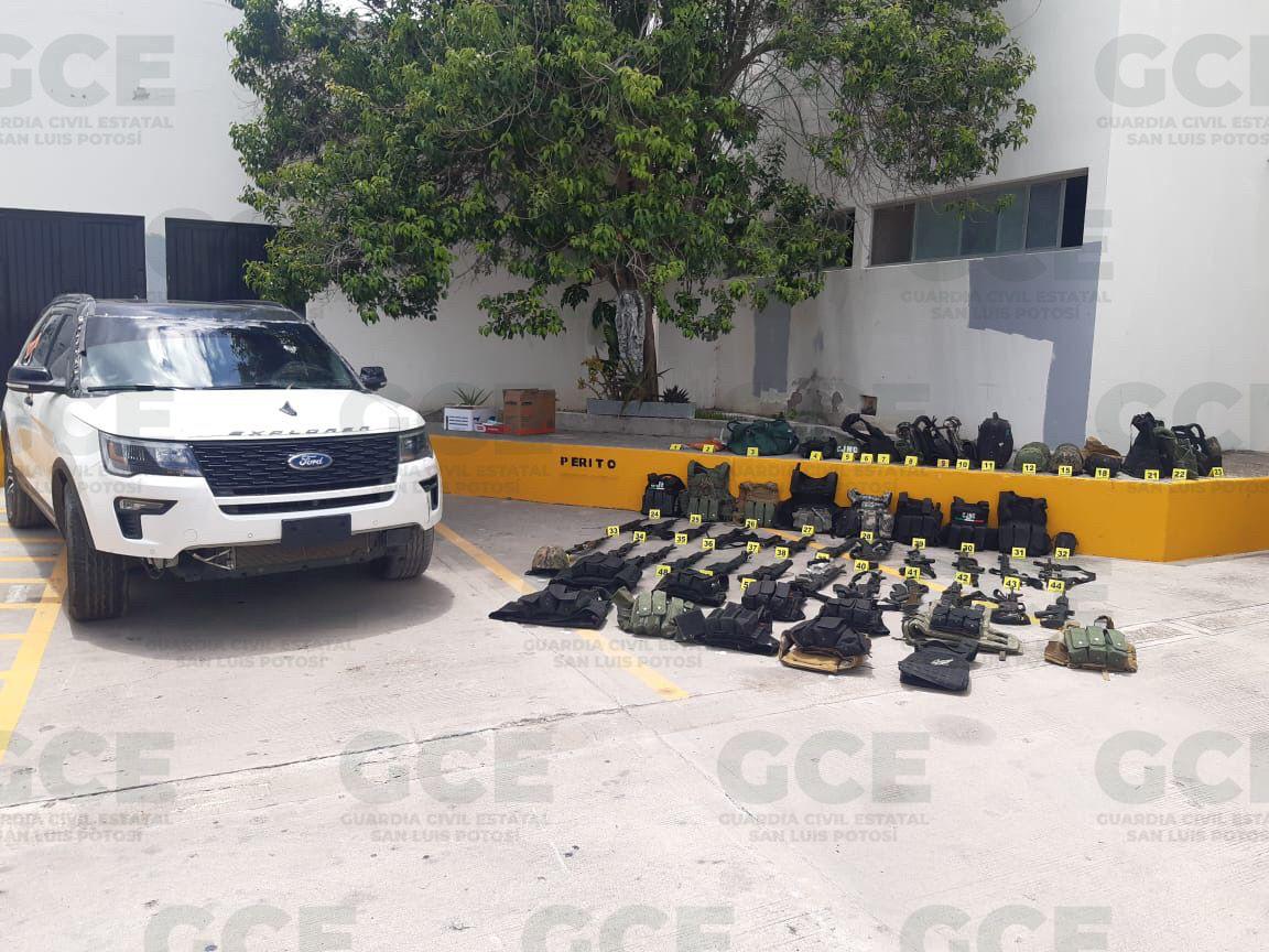 Nuevamente se decomisó un arsenal en Rayón (Foto: Guardia Civil del Estado de San Luis Potosí)