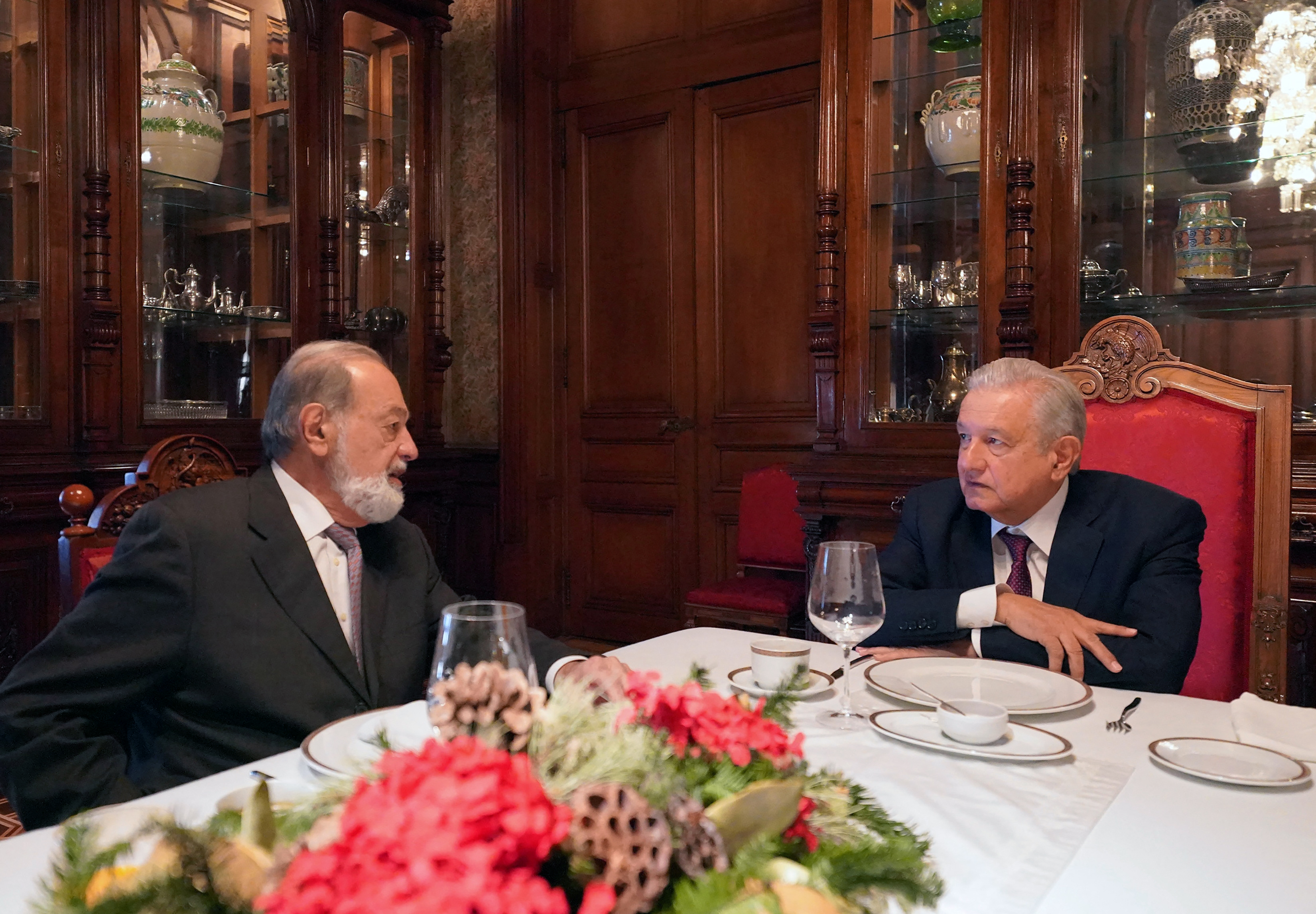 López Obrador reveló de qué habló con Carlos Slim en Palacio Nacional